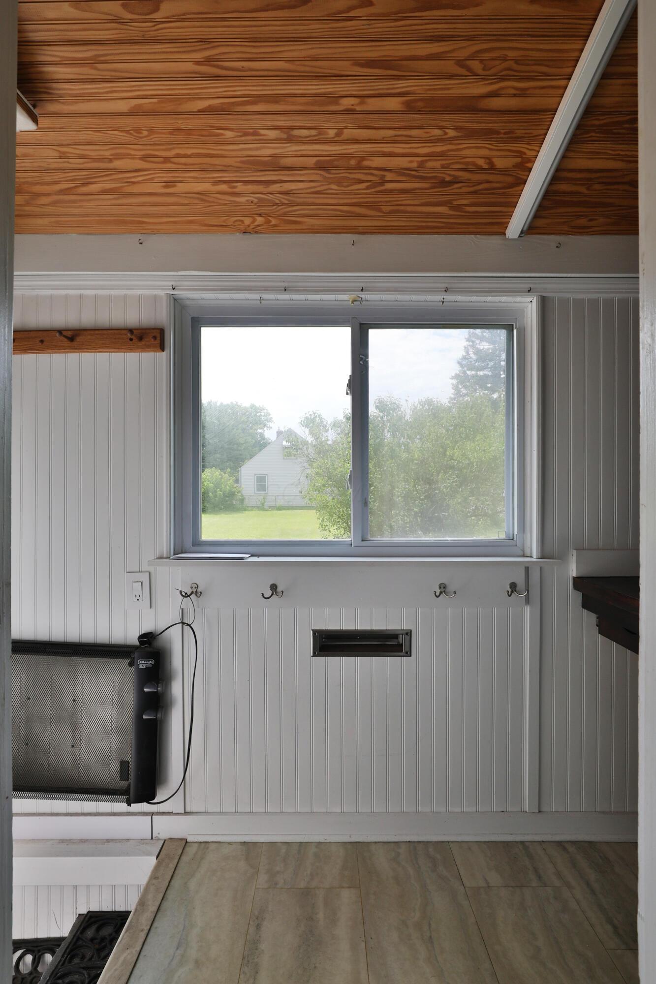 1153 Acton Road Property Photo 10
