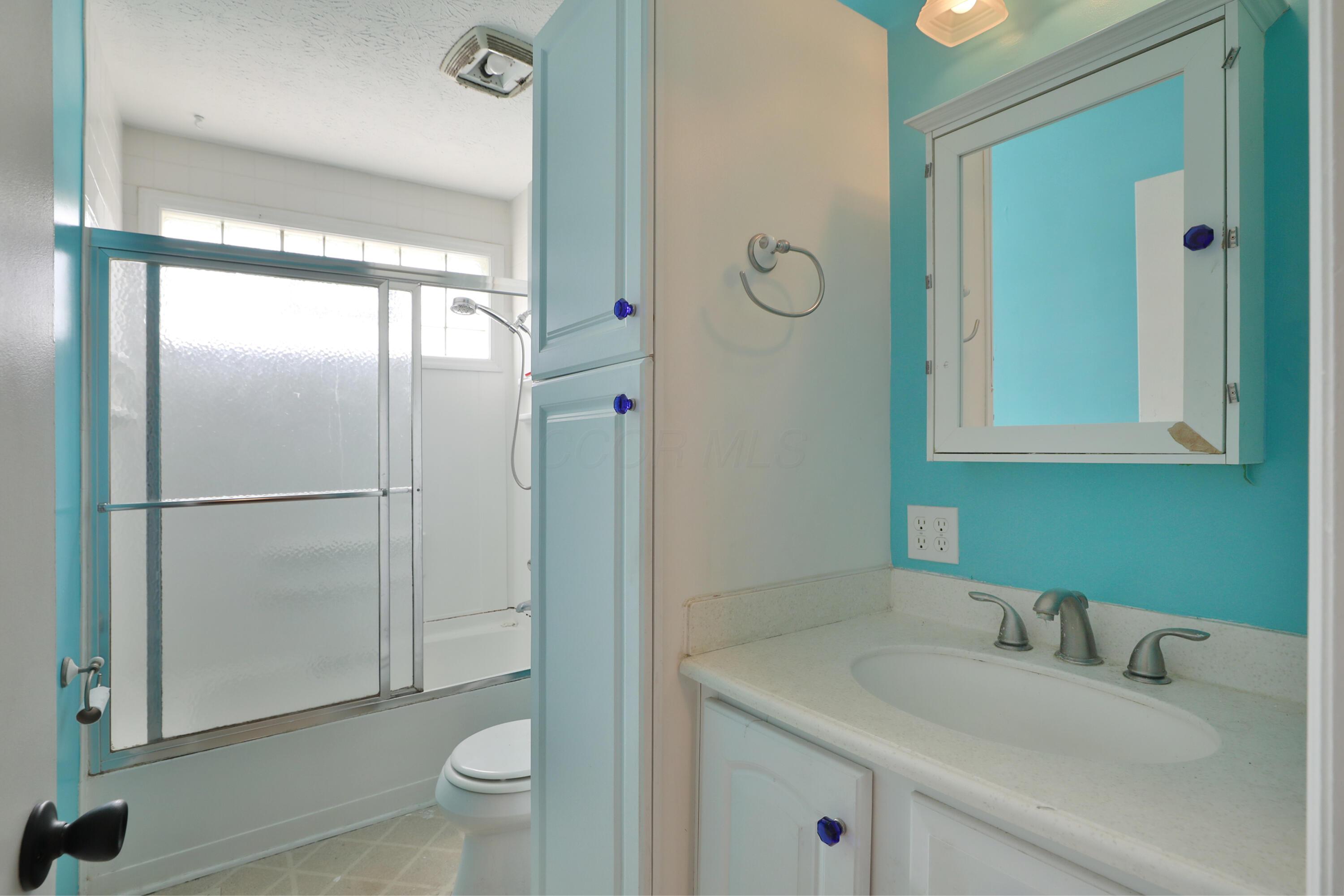 1153 Acton Road Property Photo 14