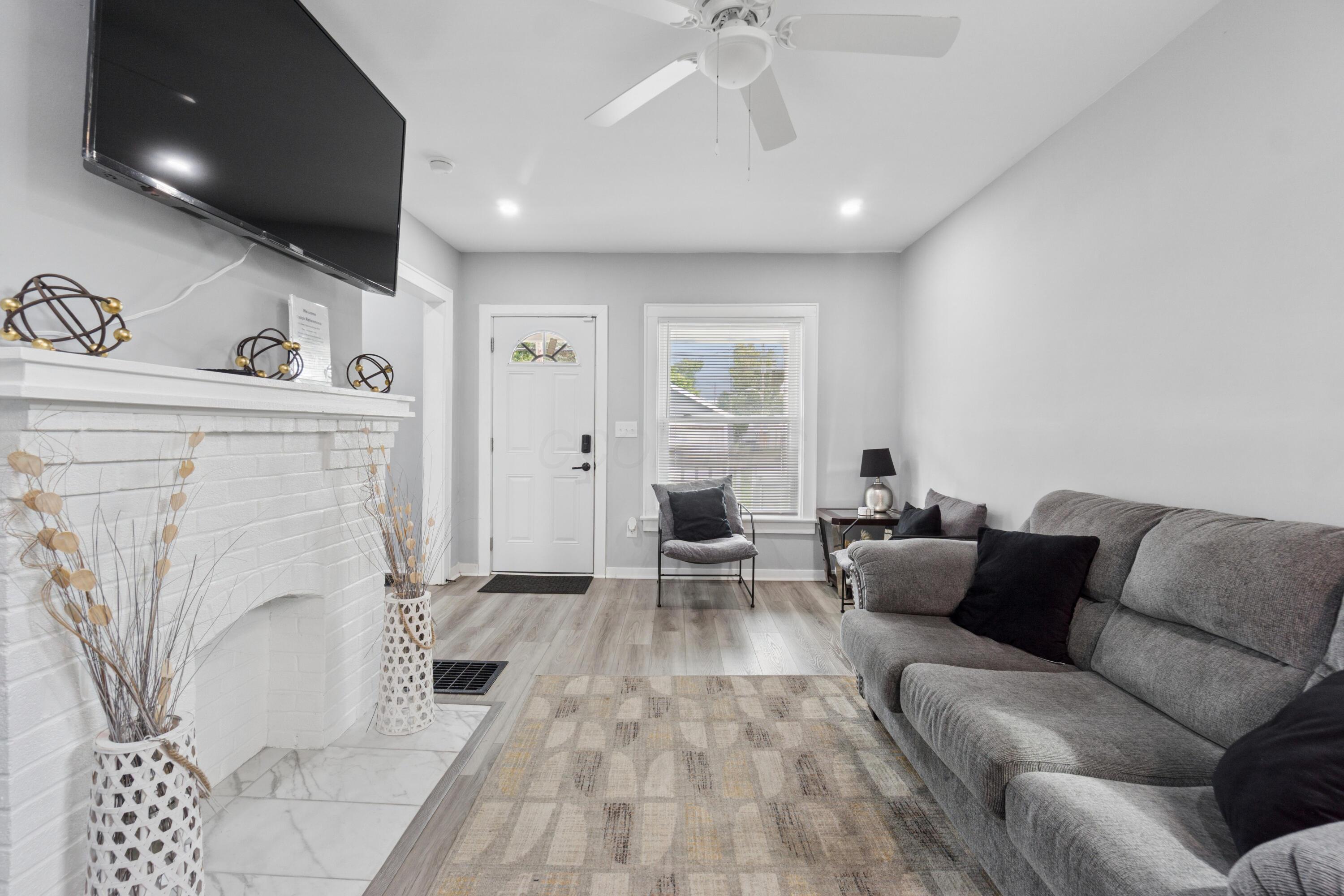 1263 Heyl Avenue Property Photo 9