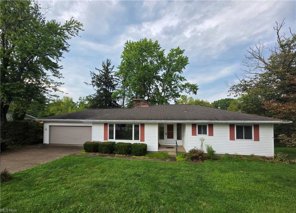 756 Ridgewood Drive Property Photo 1