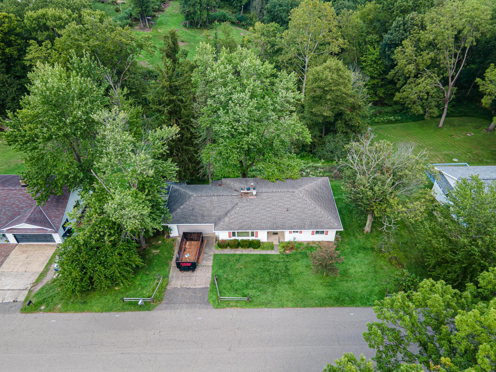 756 Ridgewood Drive Property Photo 3