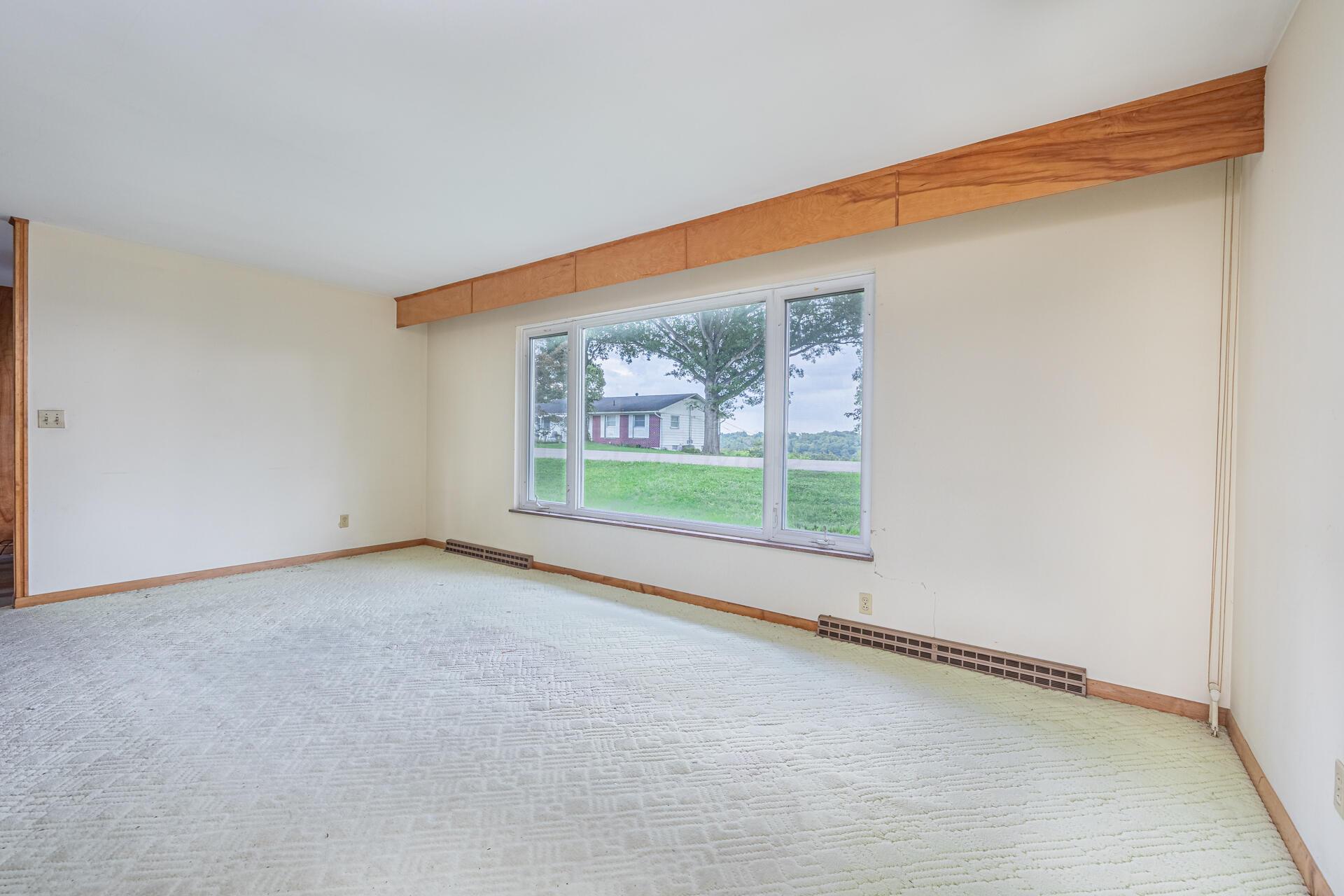 756 Ridgewood Drive Property Photo 11