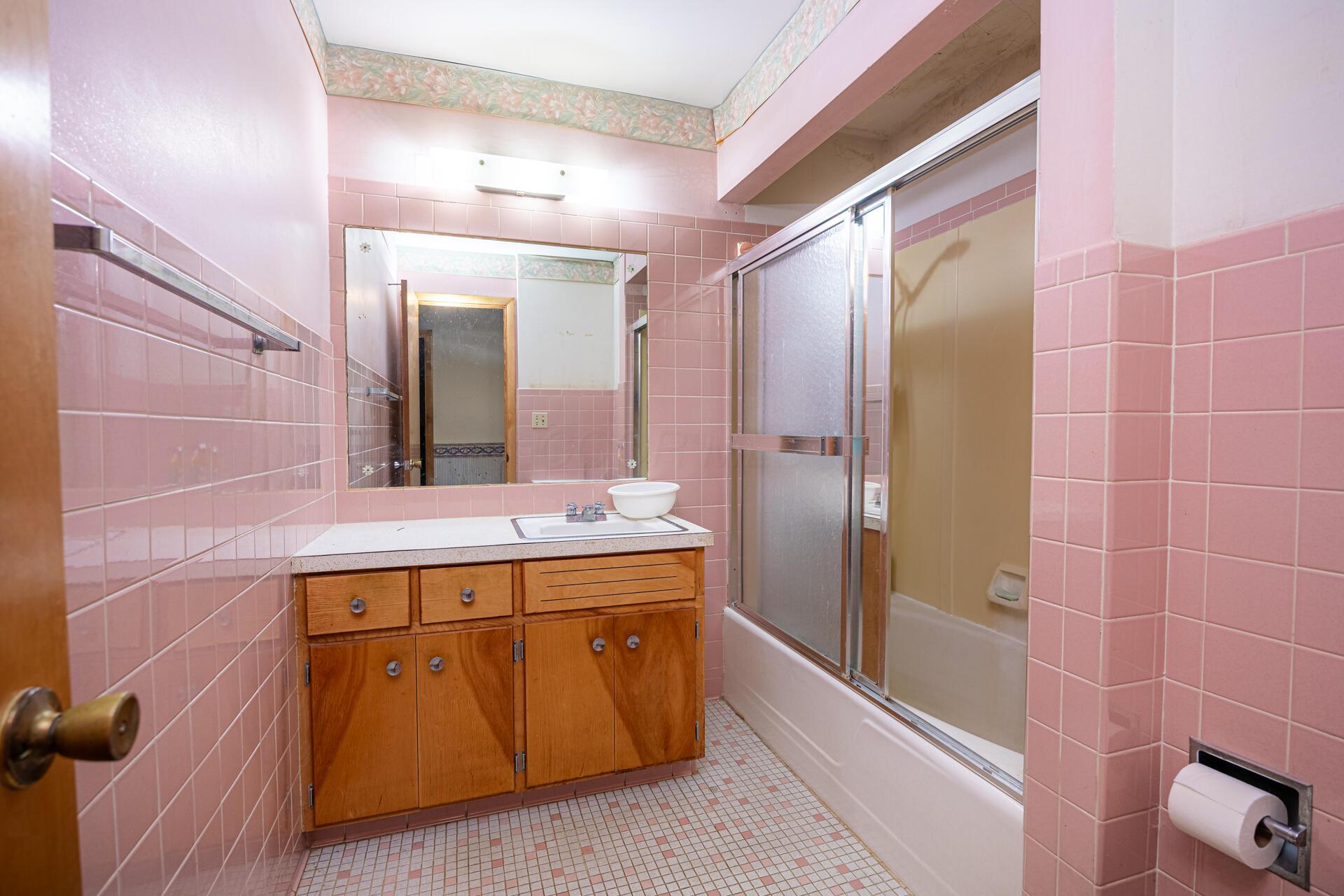 756 Ridgewood Drive Property Photo 14