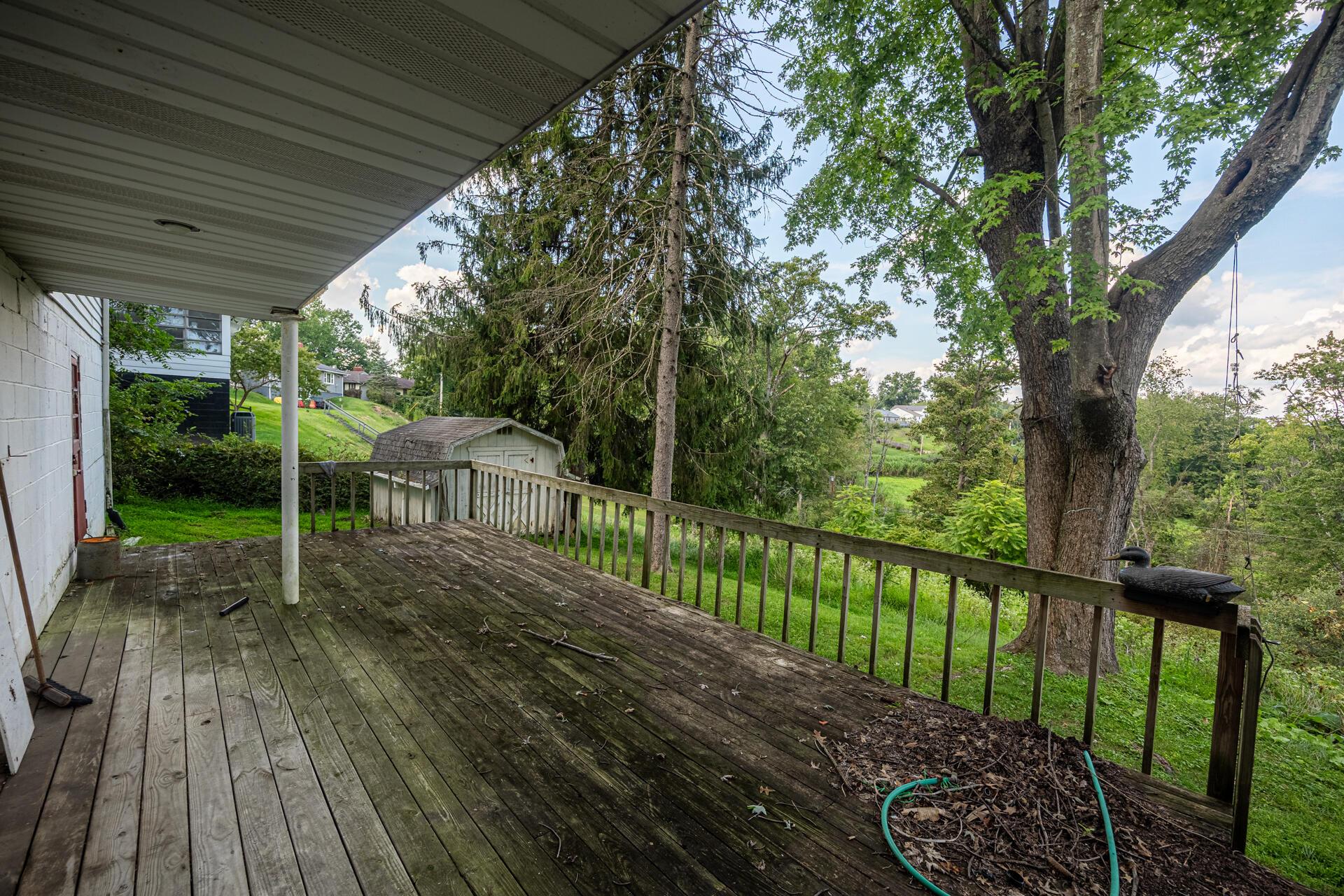756 Ridgewood Drive Property Photo 24