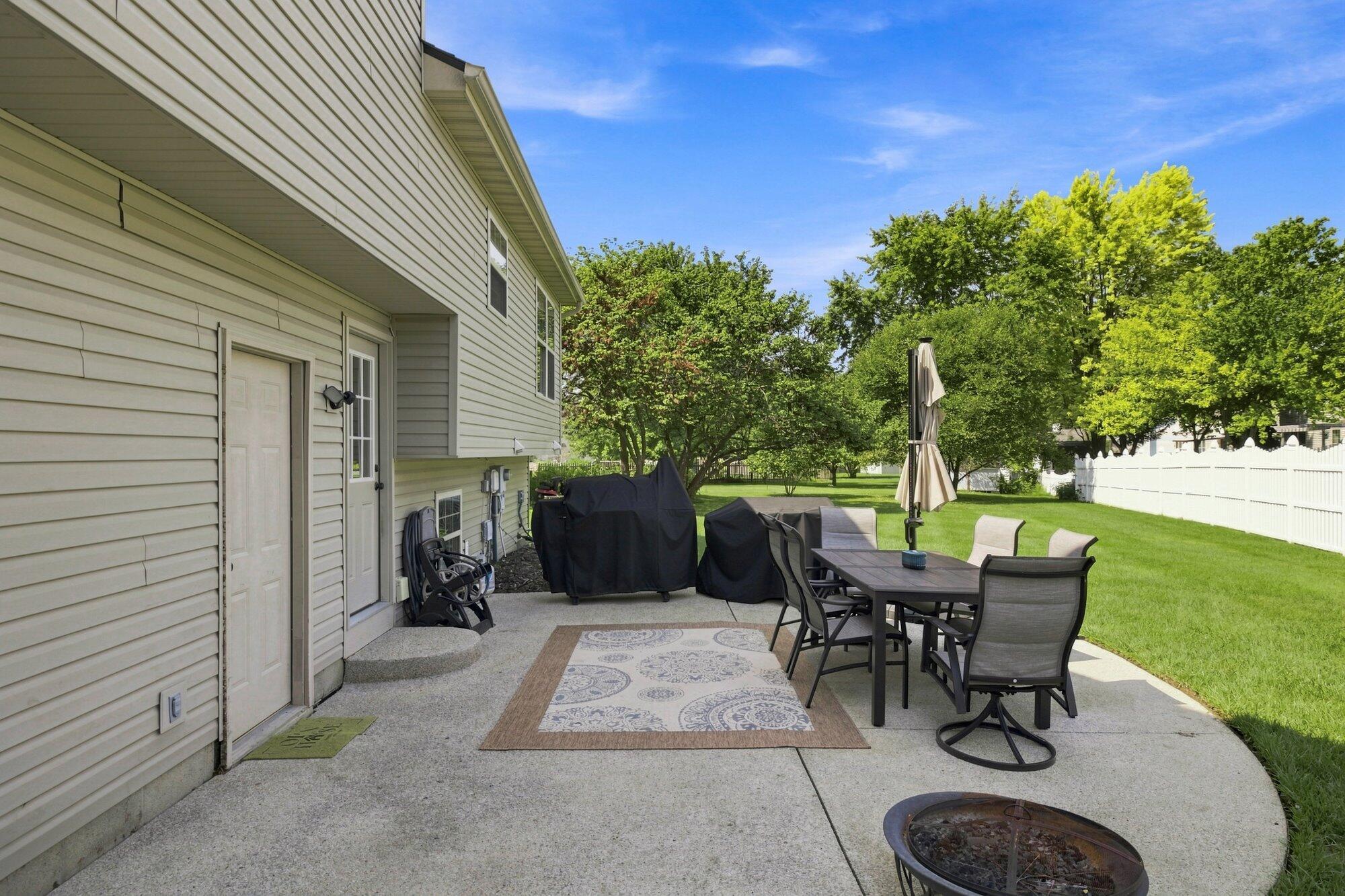 203 Fallen Timbers Court Property Photo 28