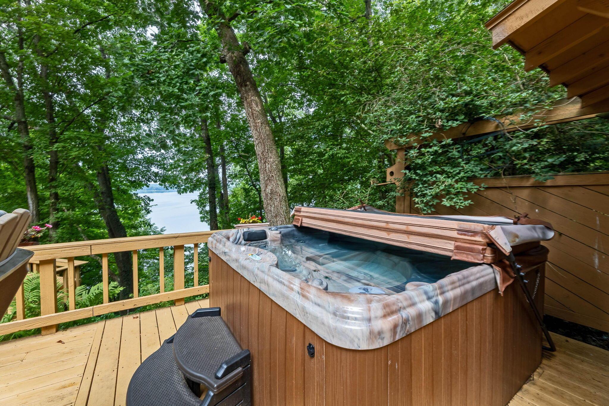 11 Shoreline Drive Property Photo 6