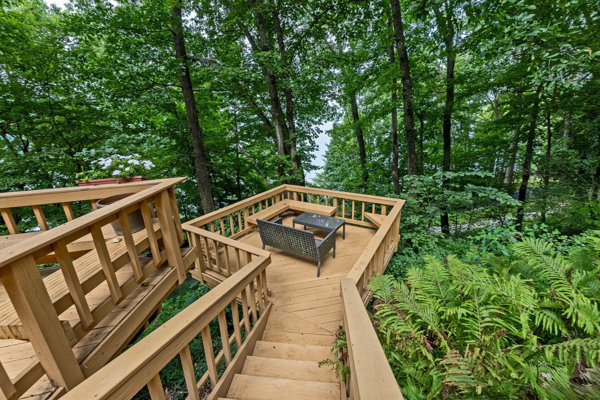 11 Shoreline Drive Property Photo 7