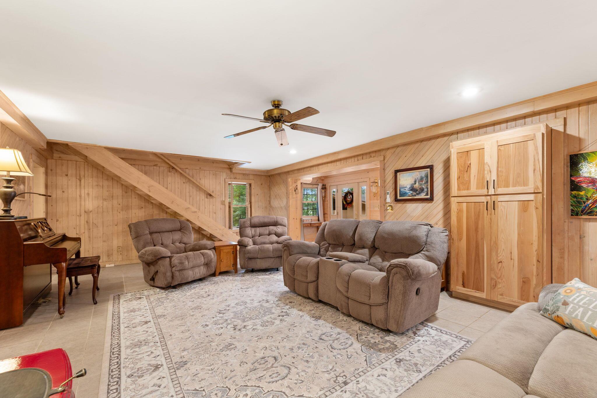 11 Shoreline Drive Property Photo 16