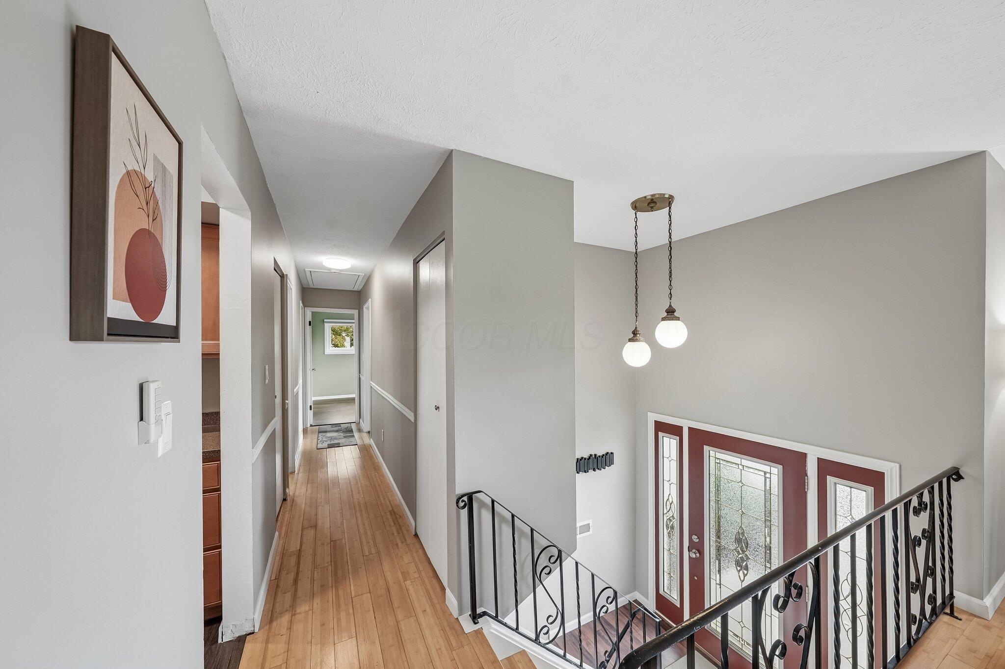 5750 Skyline Drive Property Photo 4