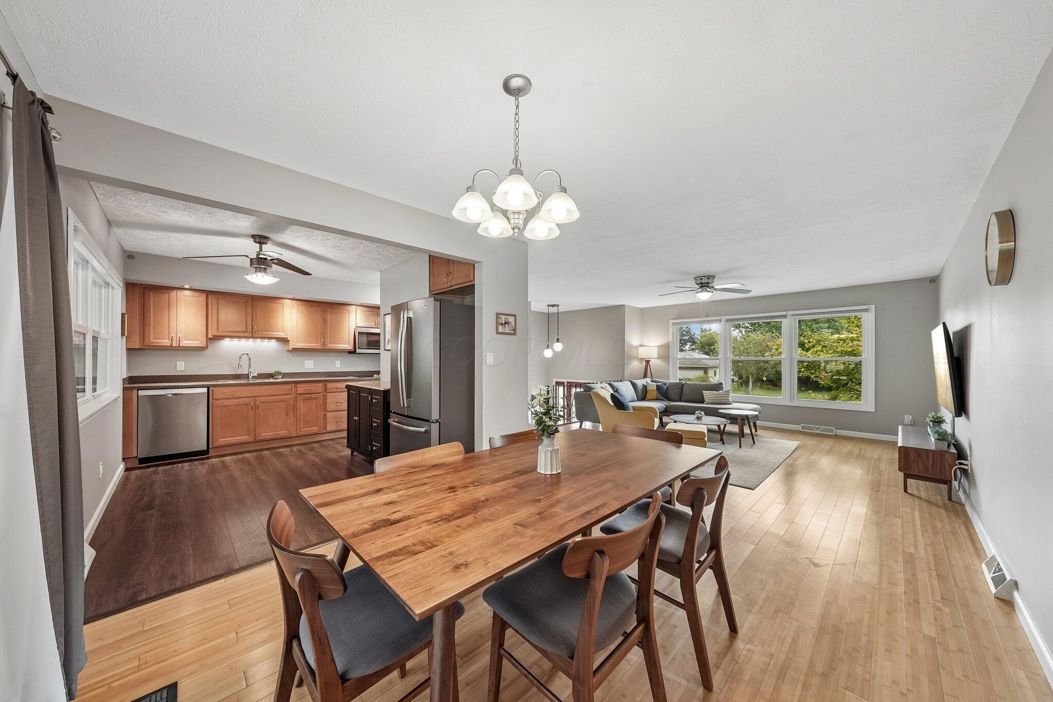 5750 Skyline Drive Property Photo 10