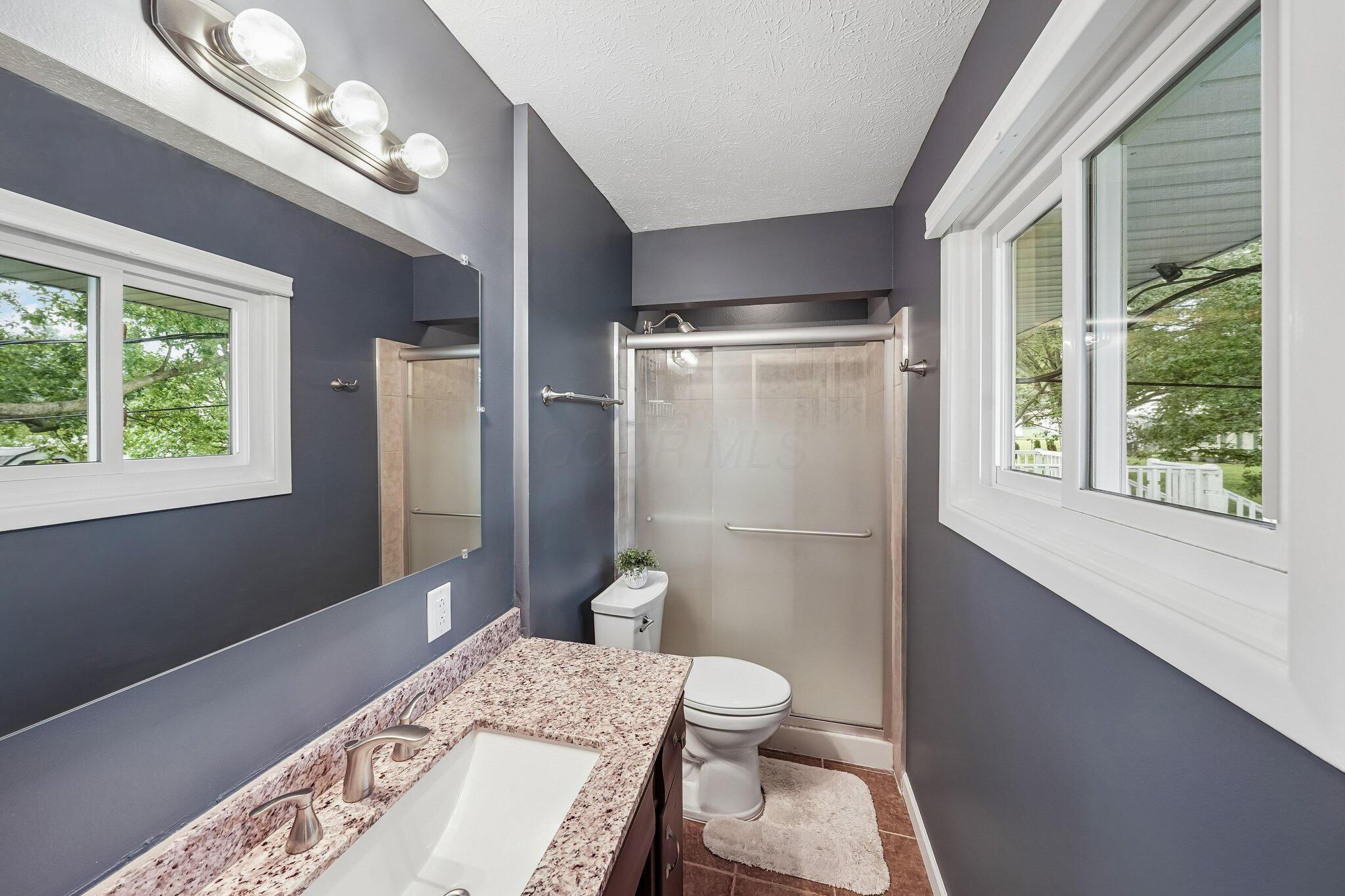 5750 Skyline Drive Property Photo 16