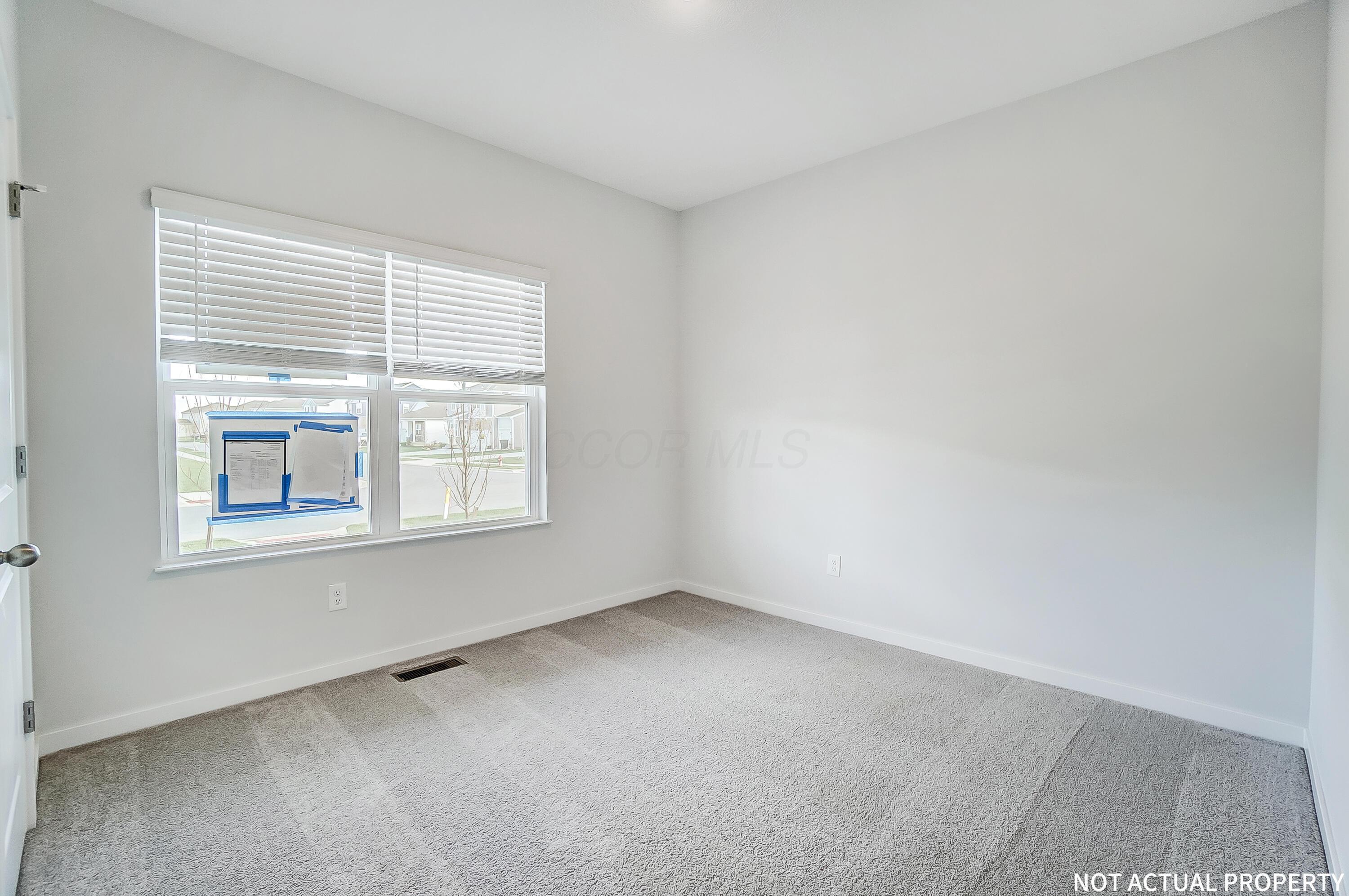 1162 Stratford Way Property Photo 16