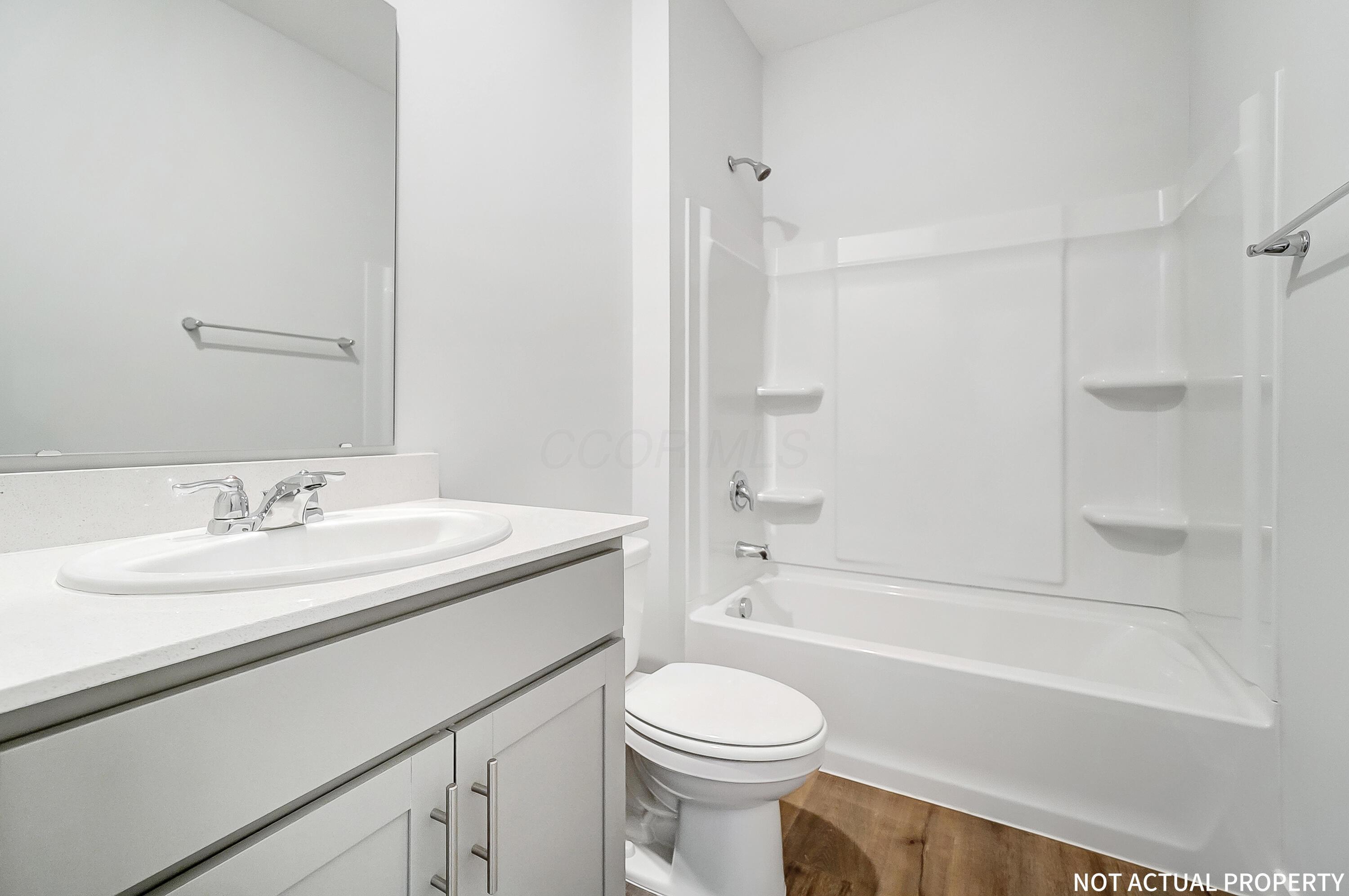 1162 Stratford Way Property Photo 18