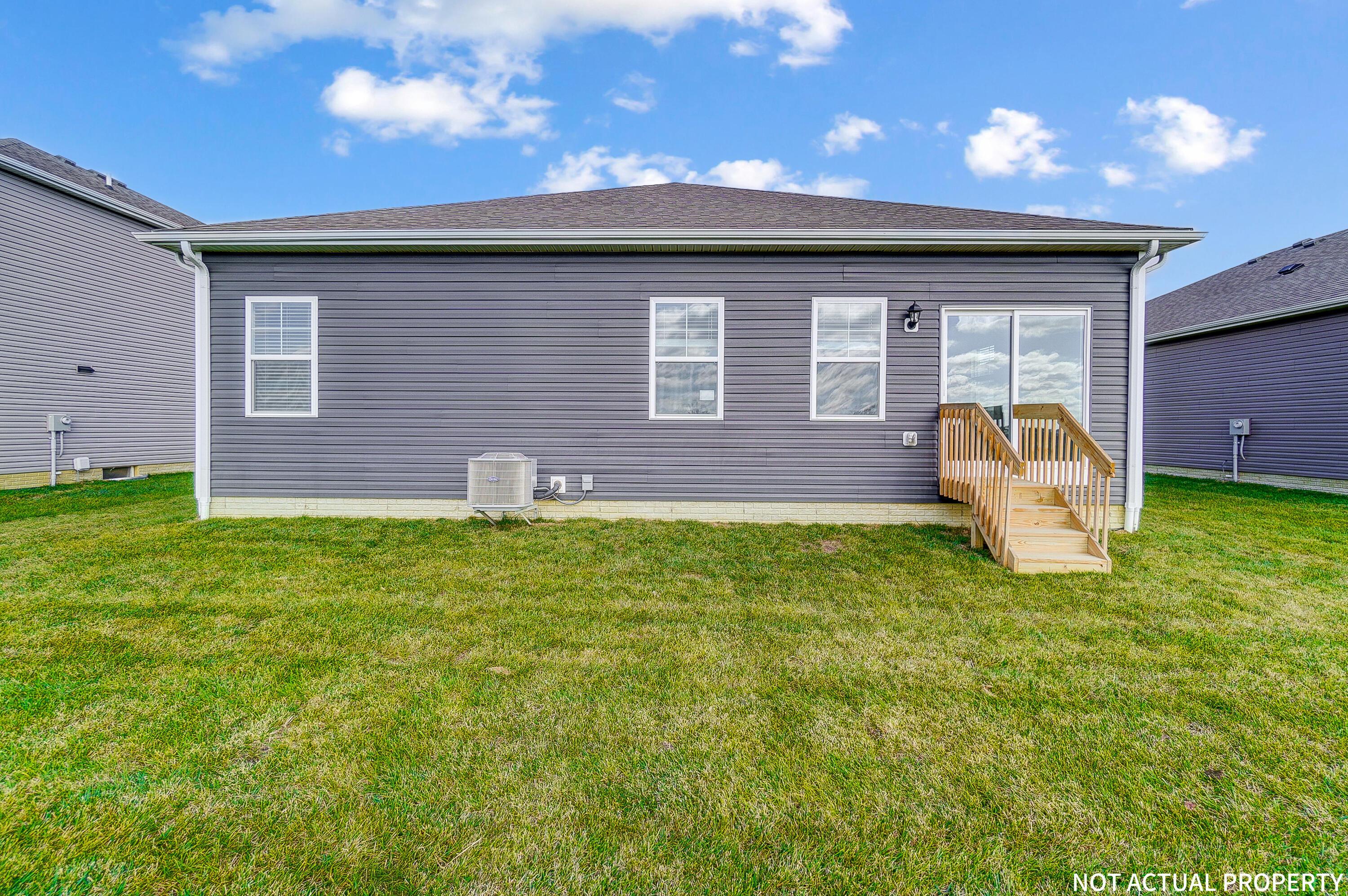 1162 Stratford Way Property Photo 22