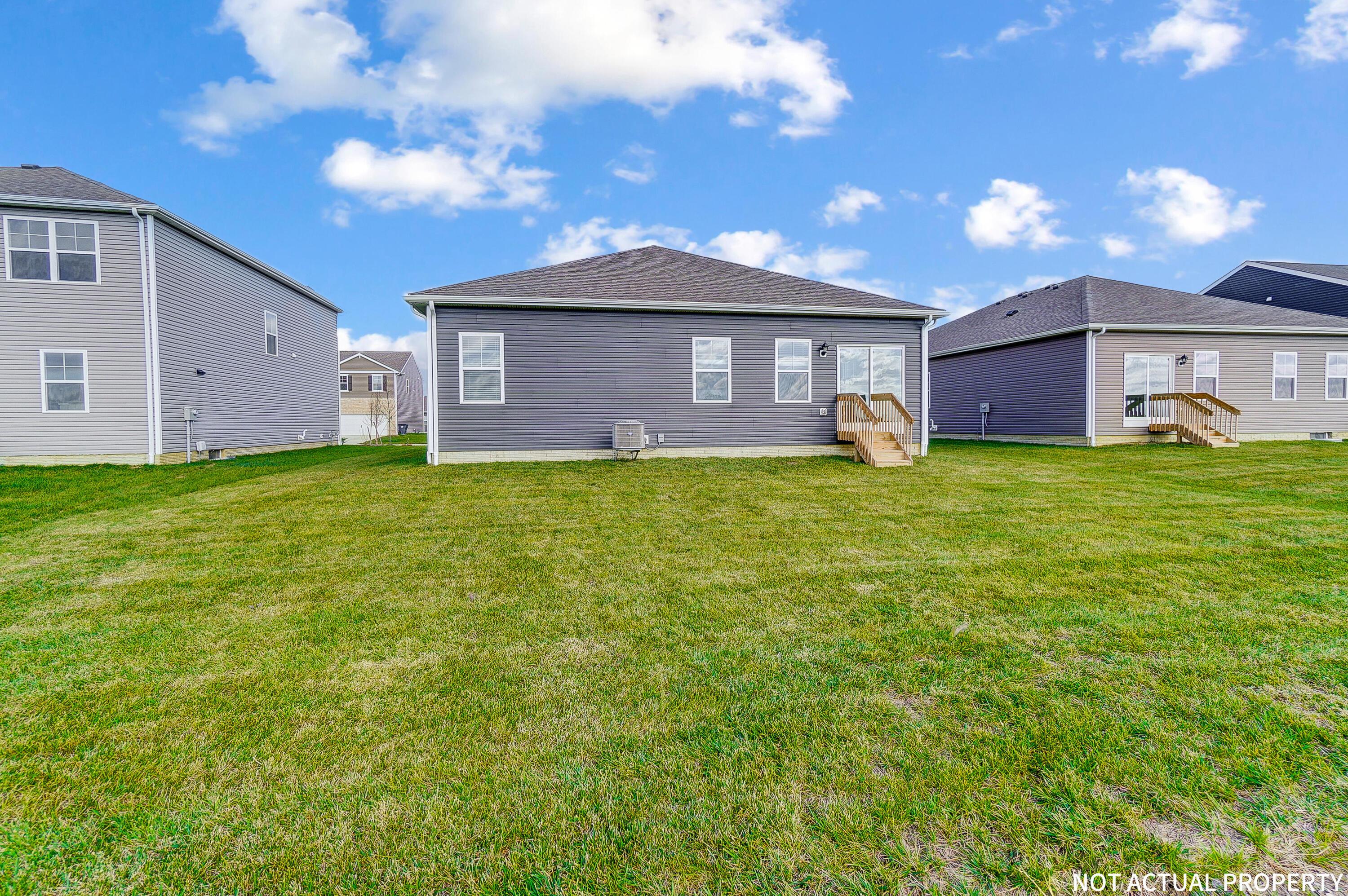 1162 Stratford Way Property Photo 23