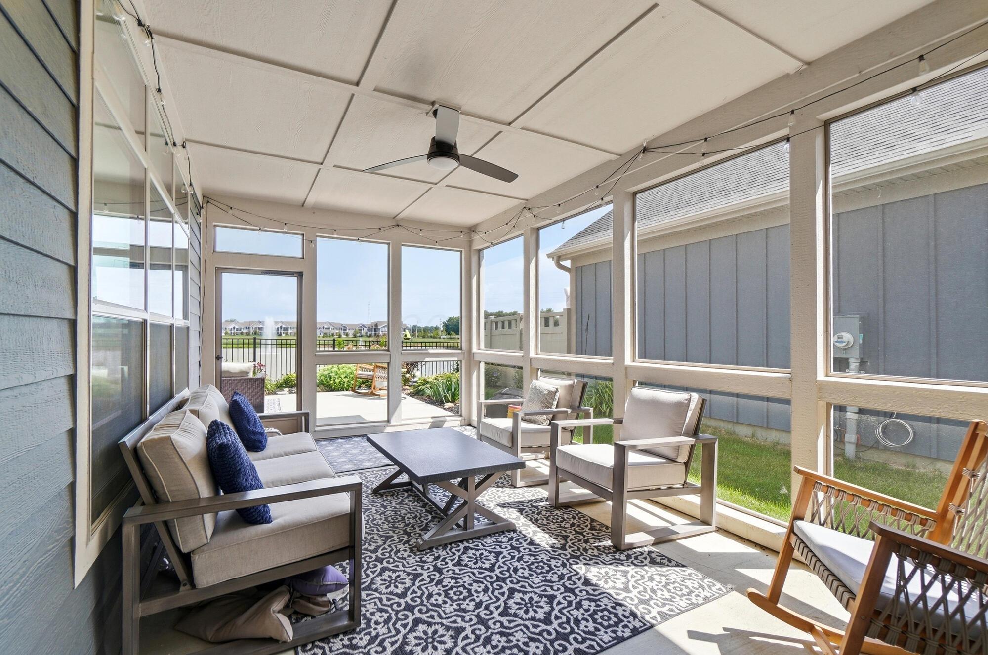 3146 Squier Loop Property Photo 3