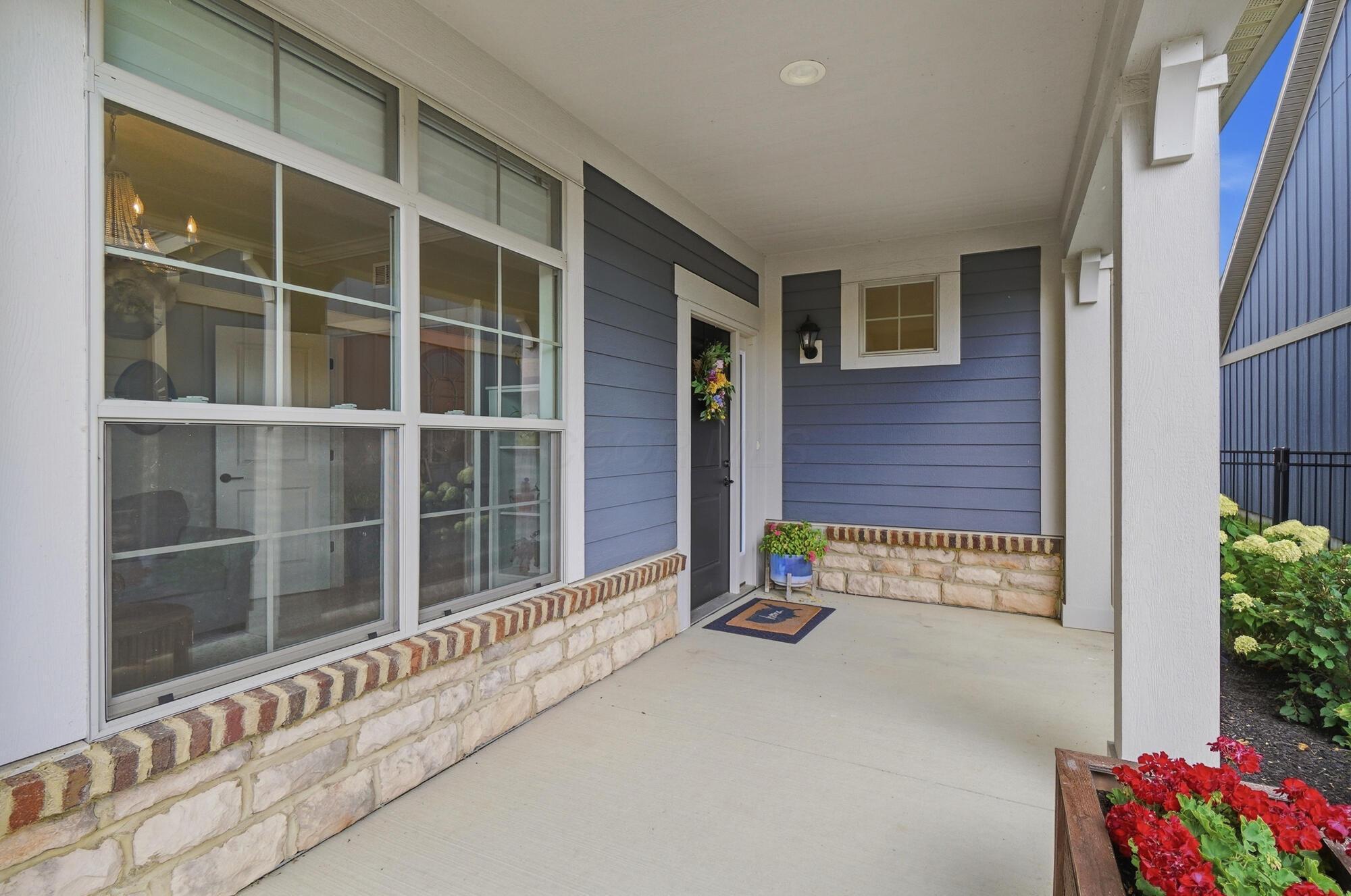 3146 Squier Loop Property Photo 7