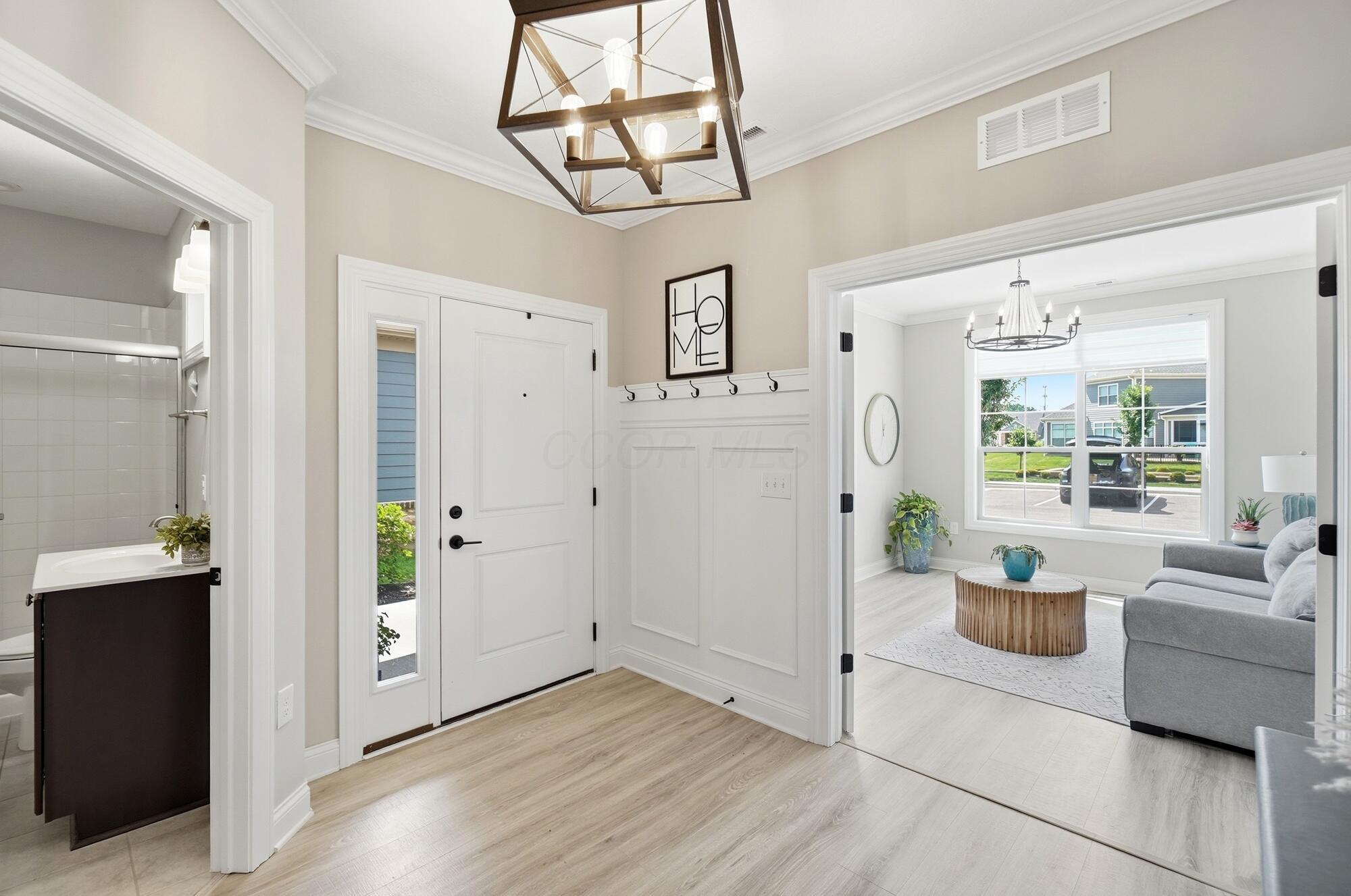 3146 Squier Loop Property Photo 8