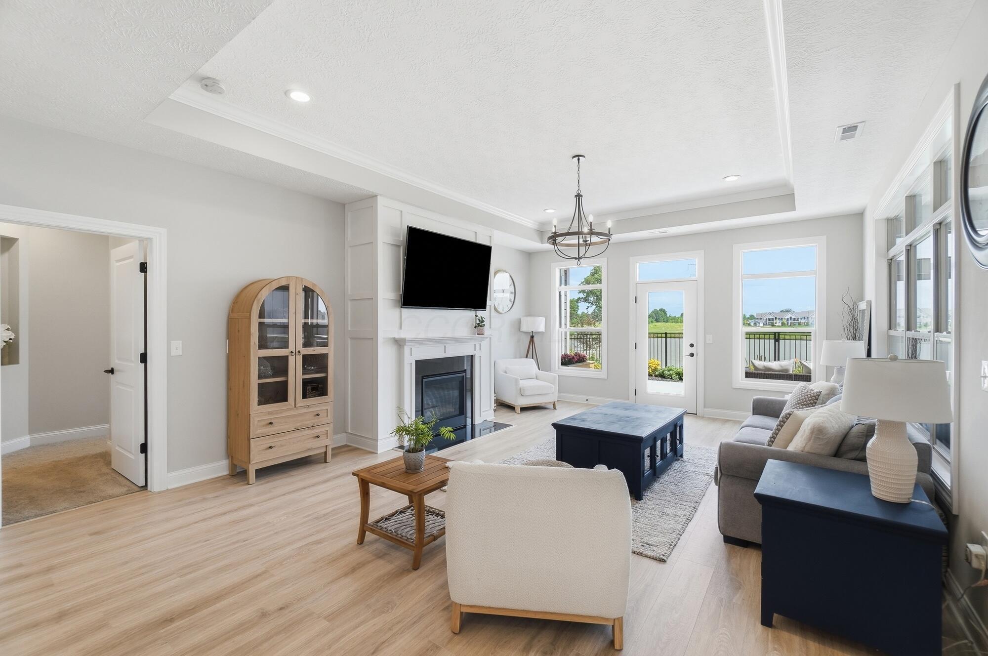 3146 Squier Loop Property Photo 13