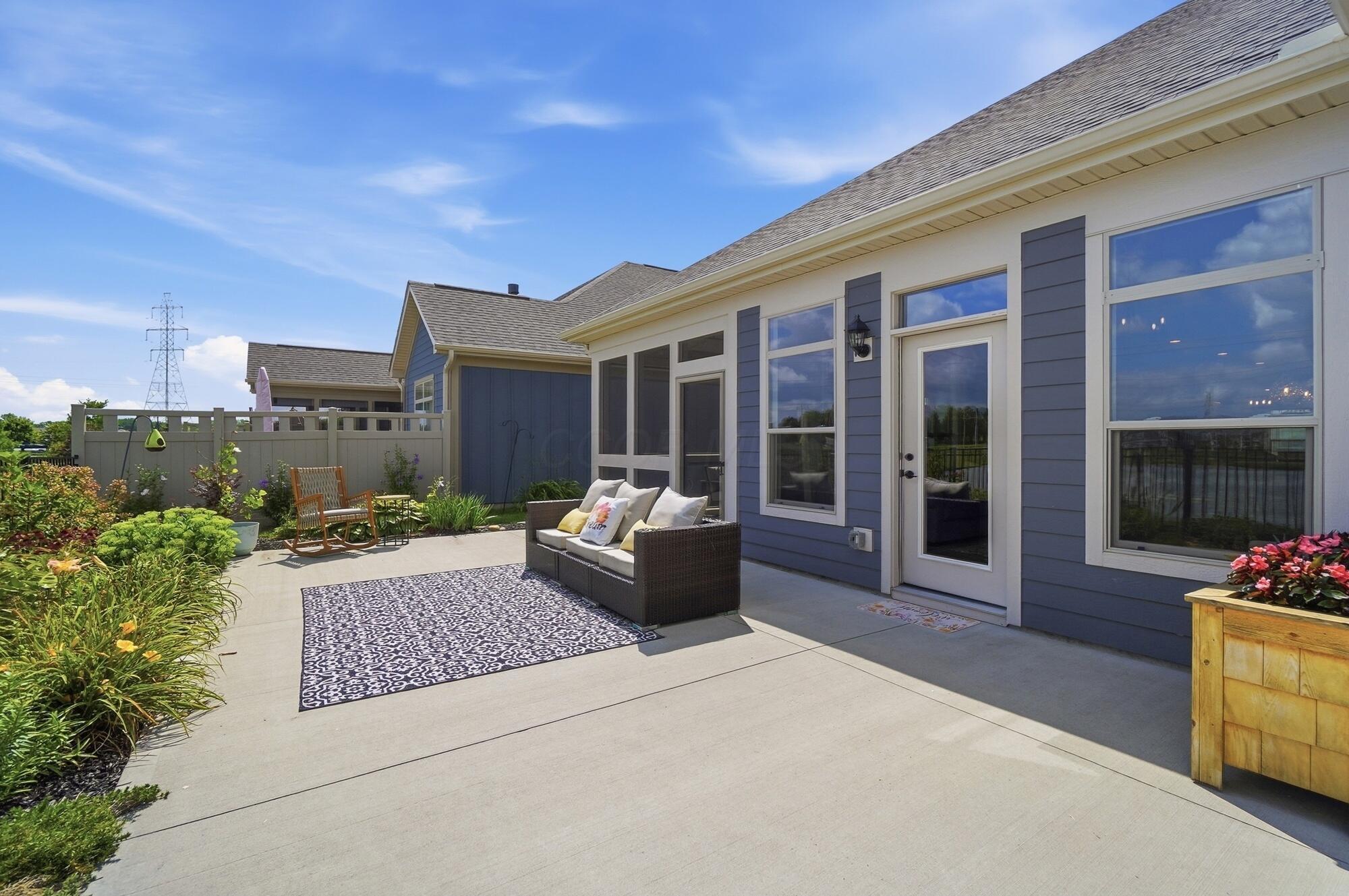 3146 Squier Loop Property Photo 17