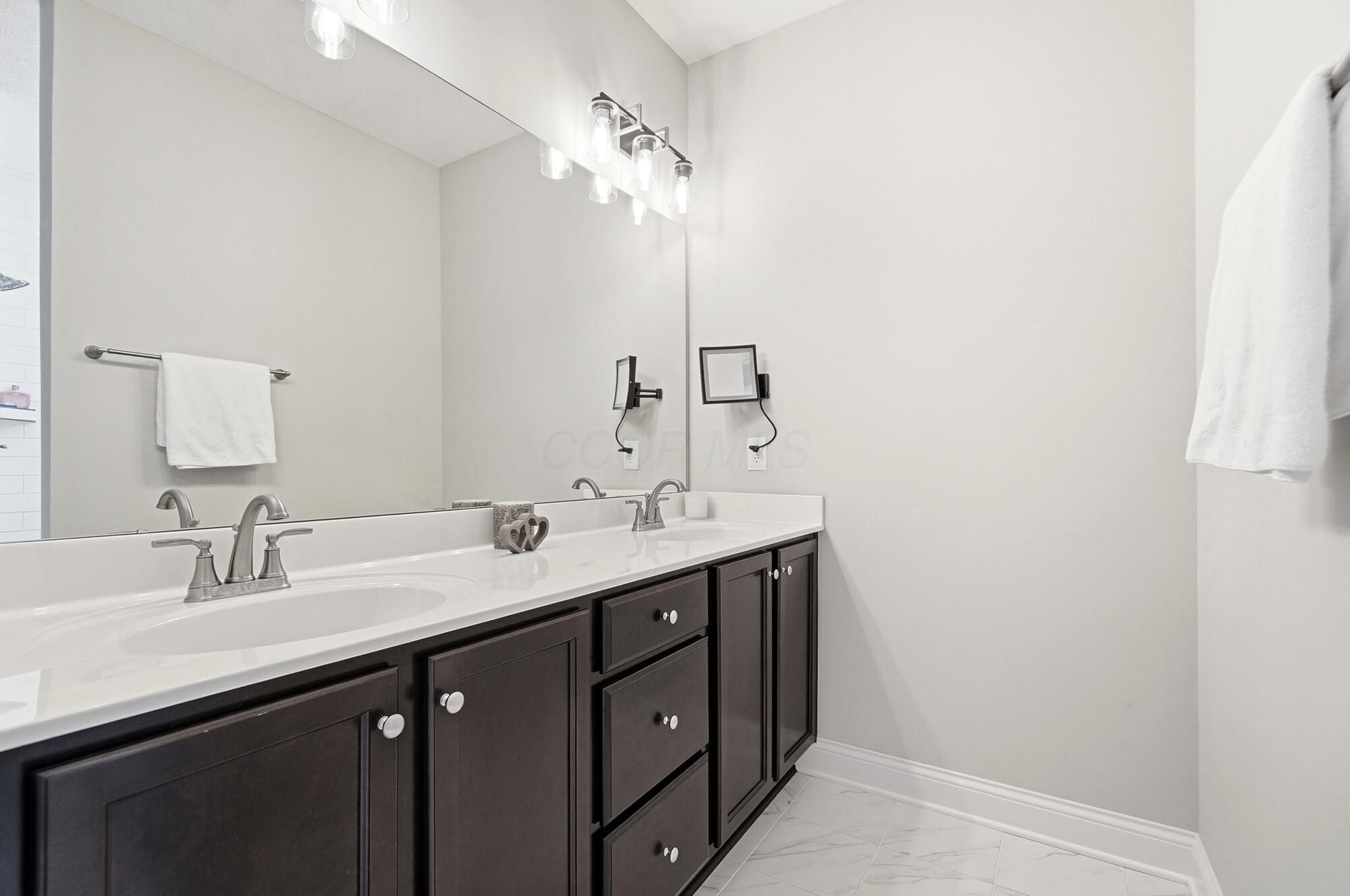 3146 Squier Loop Property Photo 31