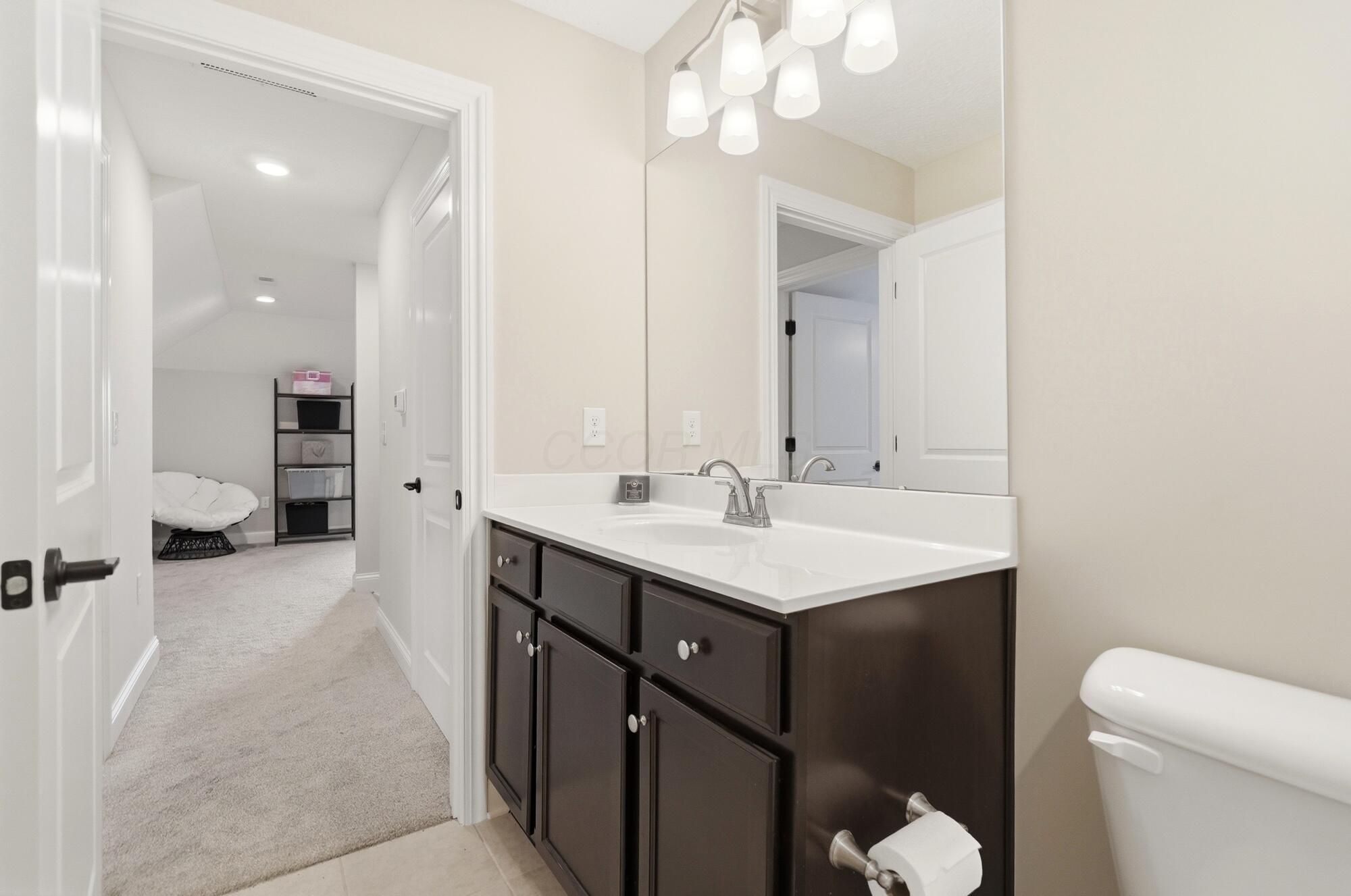 3146 Squier Loop Property Photo 48