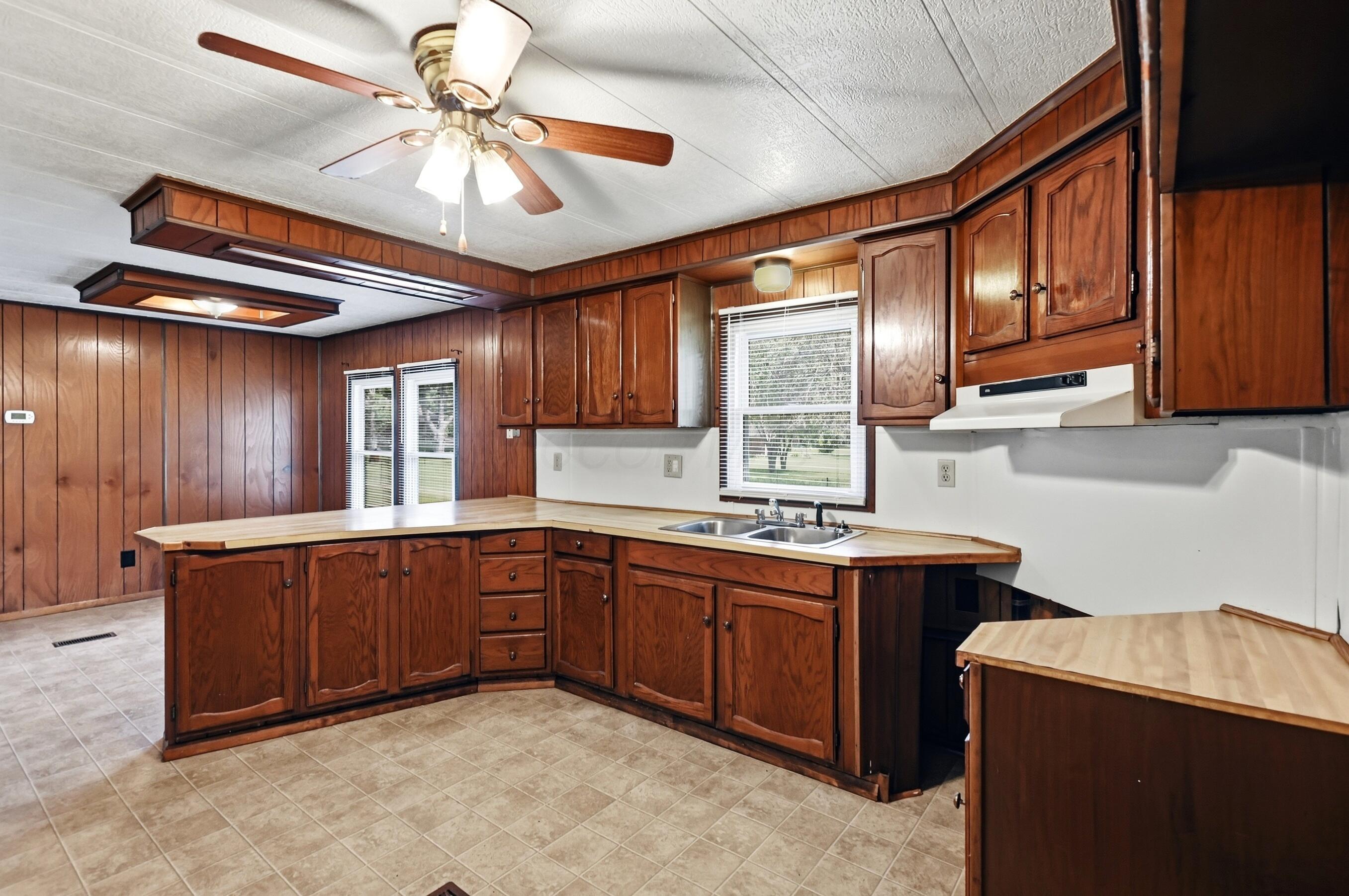 4748 Walker Street Property Photo 13