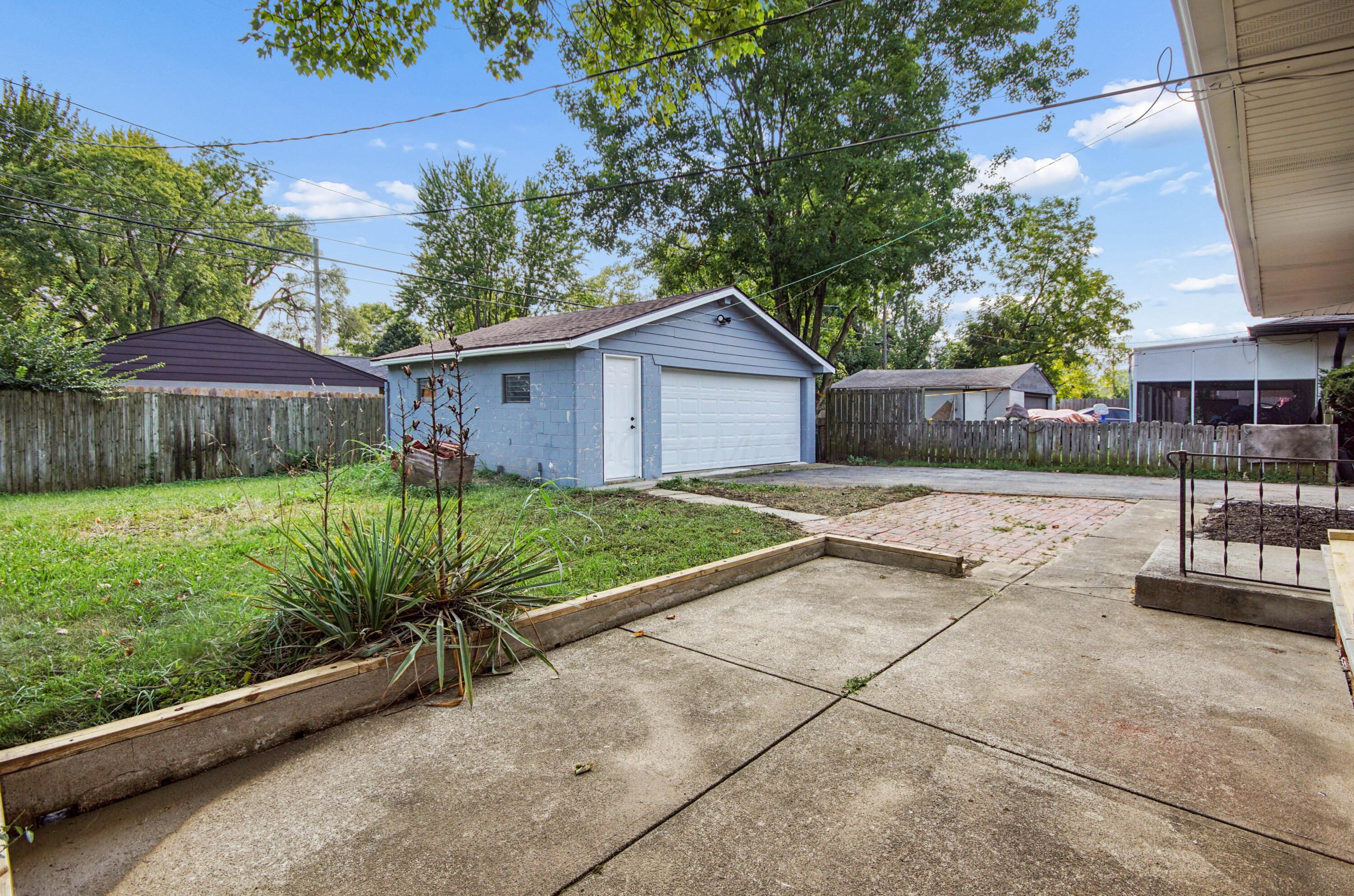 3839 Roswell Drive Property Photo 48