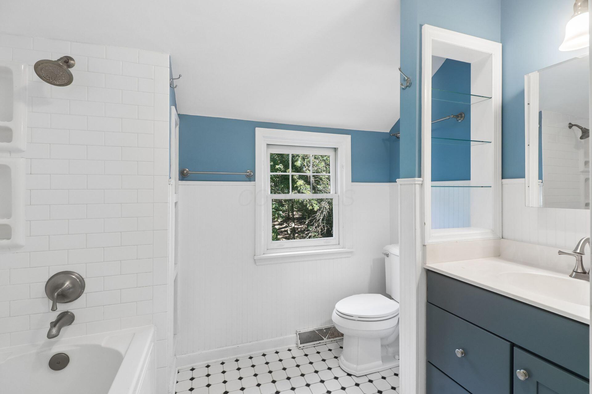 4444 Limerick Lane Property Photo 23