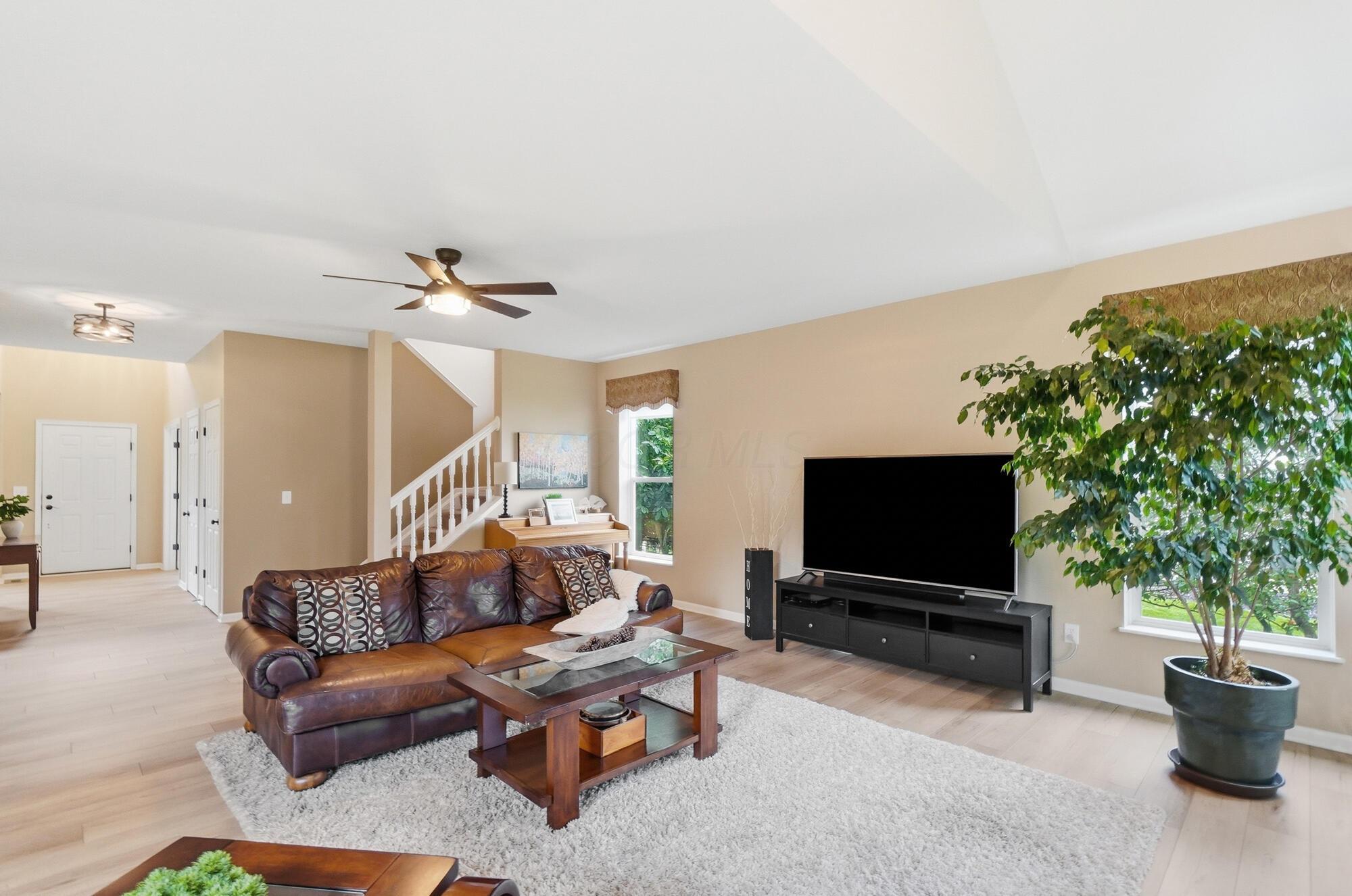 5817 Edgebrook Drive Property Photo 13