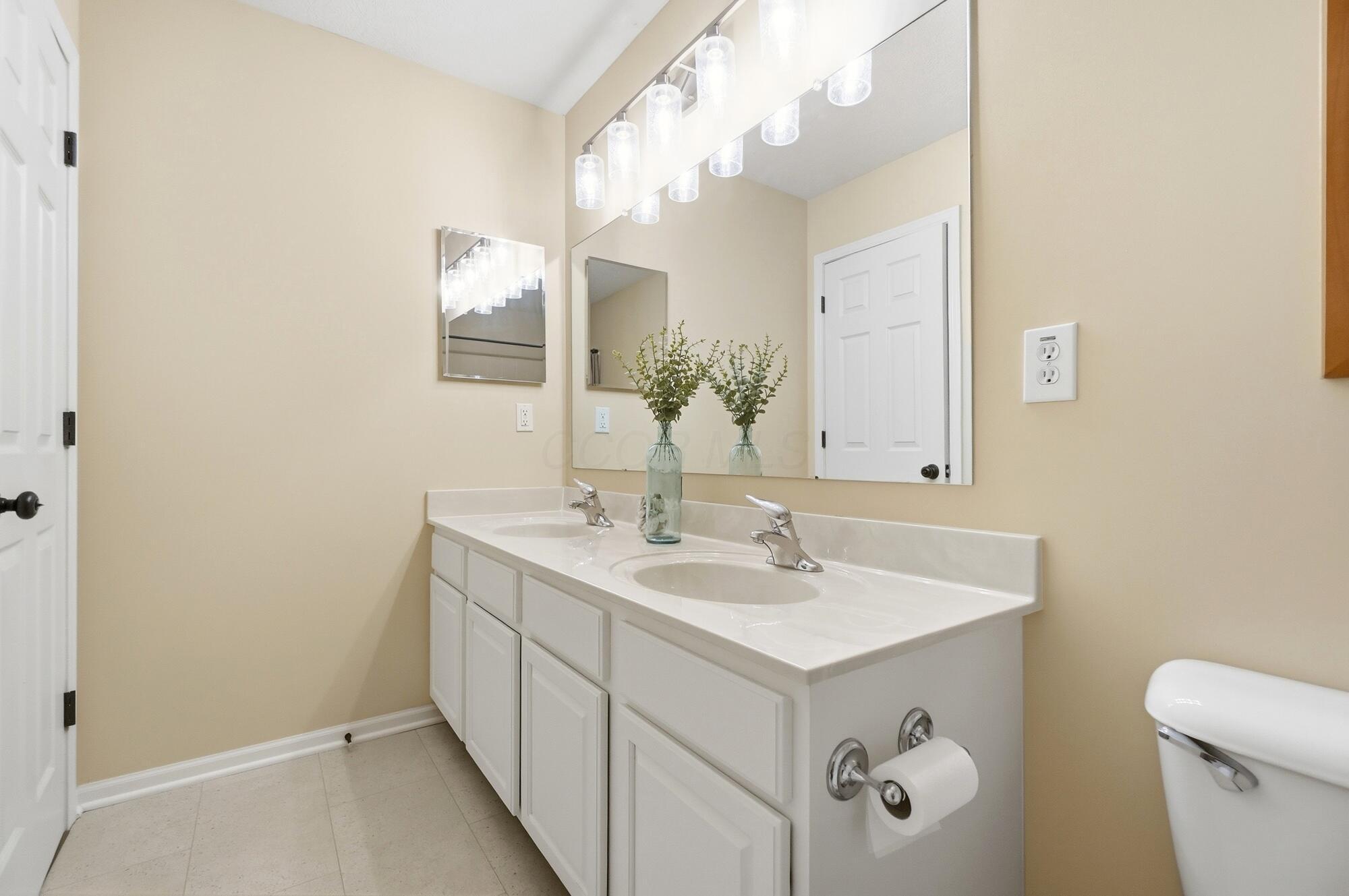 5817 Edgebrook Drive Property Photo 37