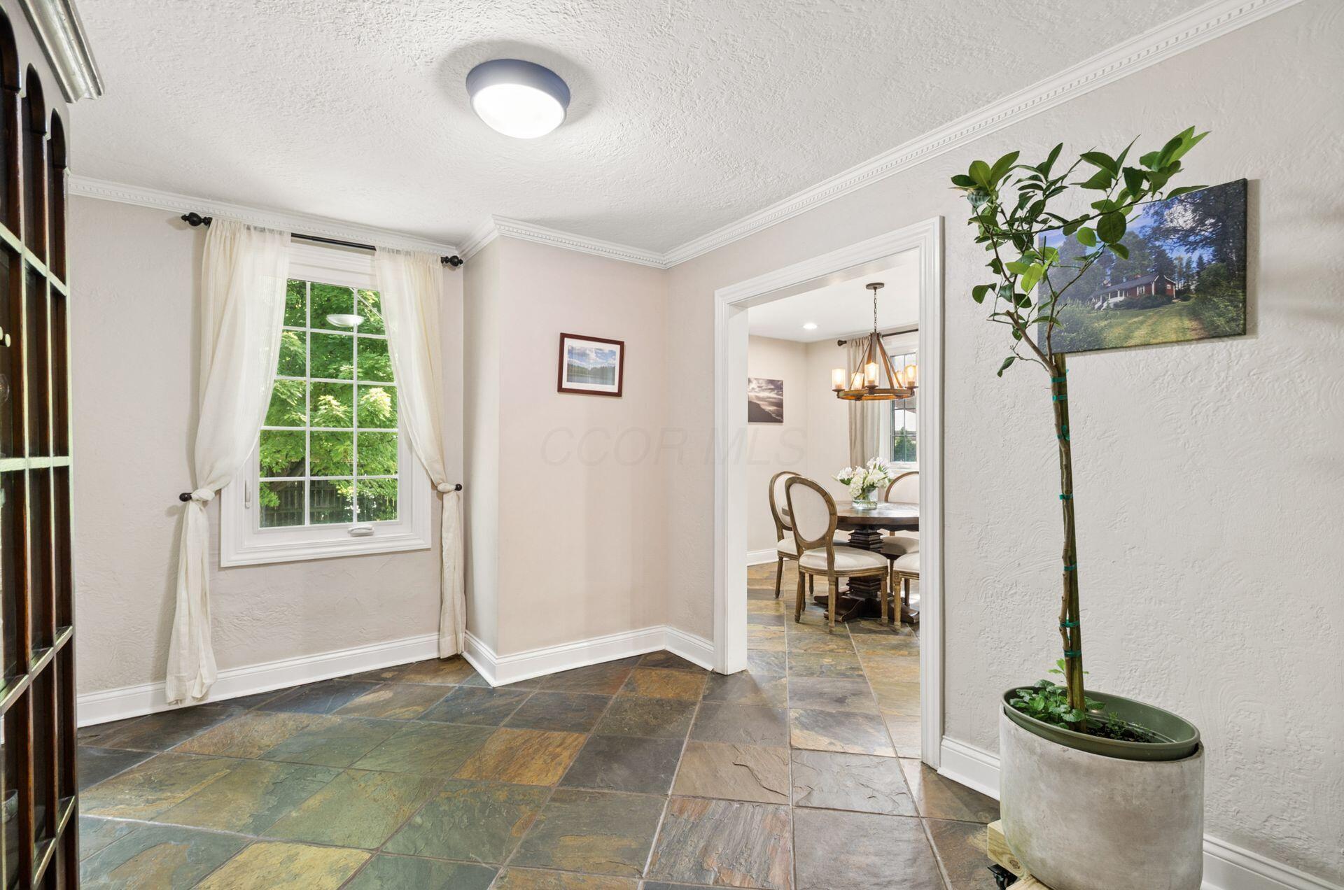 392 Rhoads Avenue Property Photo 40