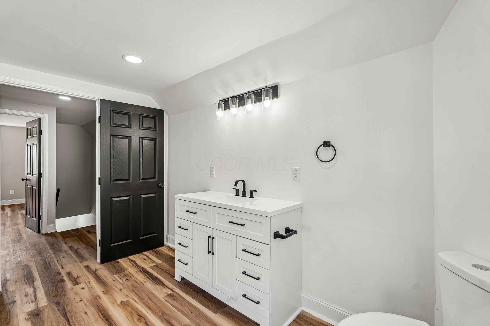 233 Bellevue Avenue Property Photo 30