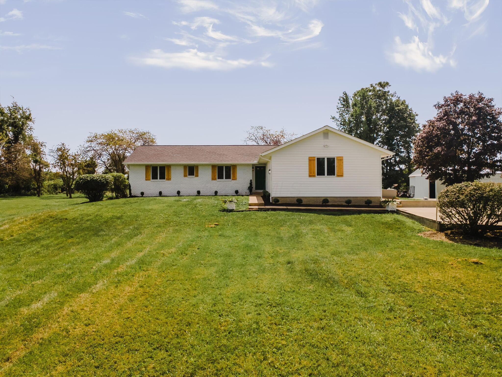 13480 Robins Road Property Photo 1