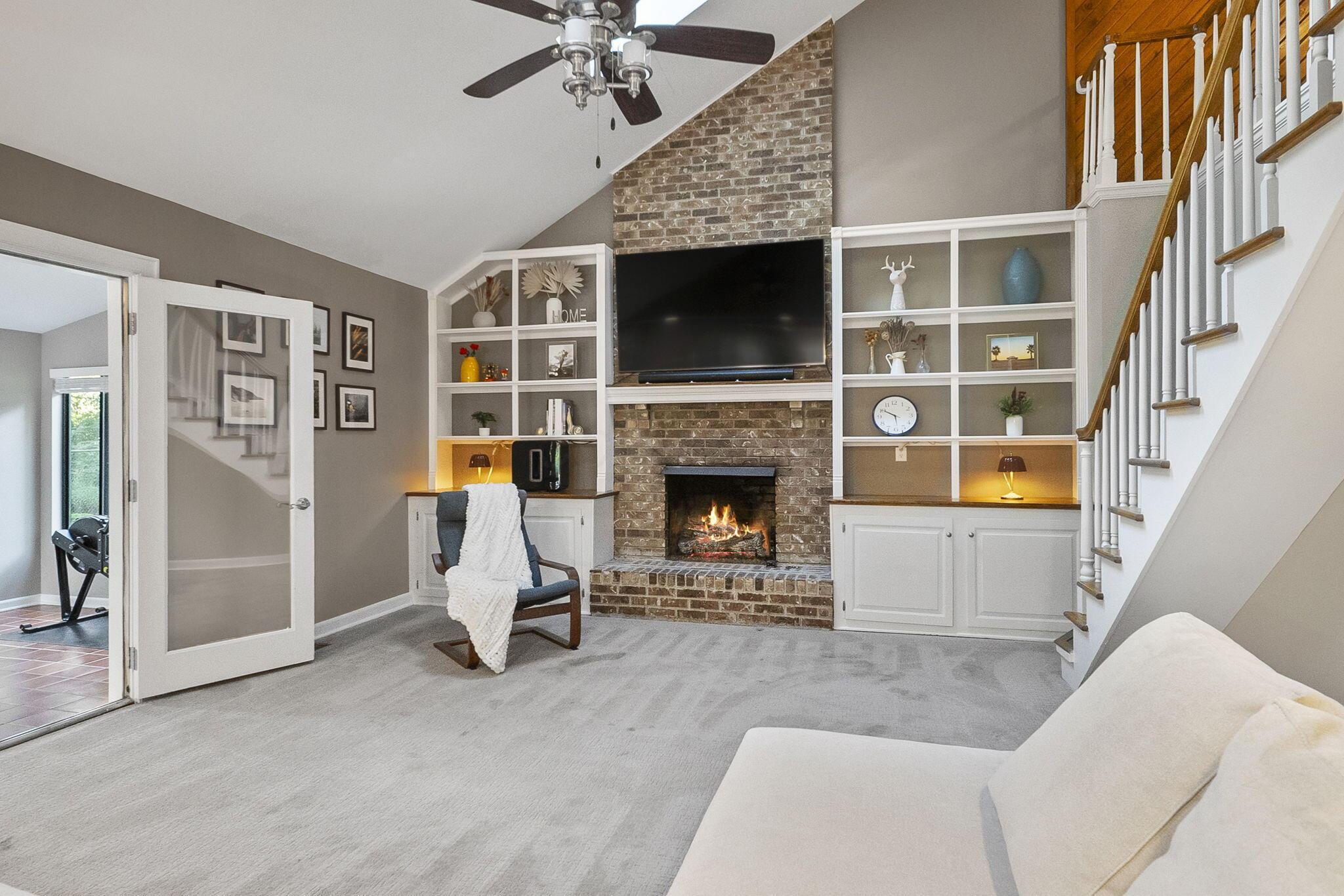 8117 Linden Leaf Circle Property Photo 27