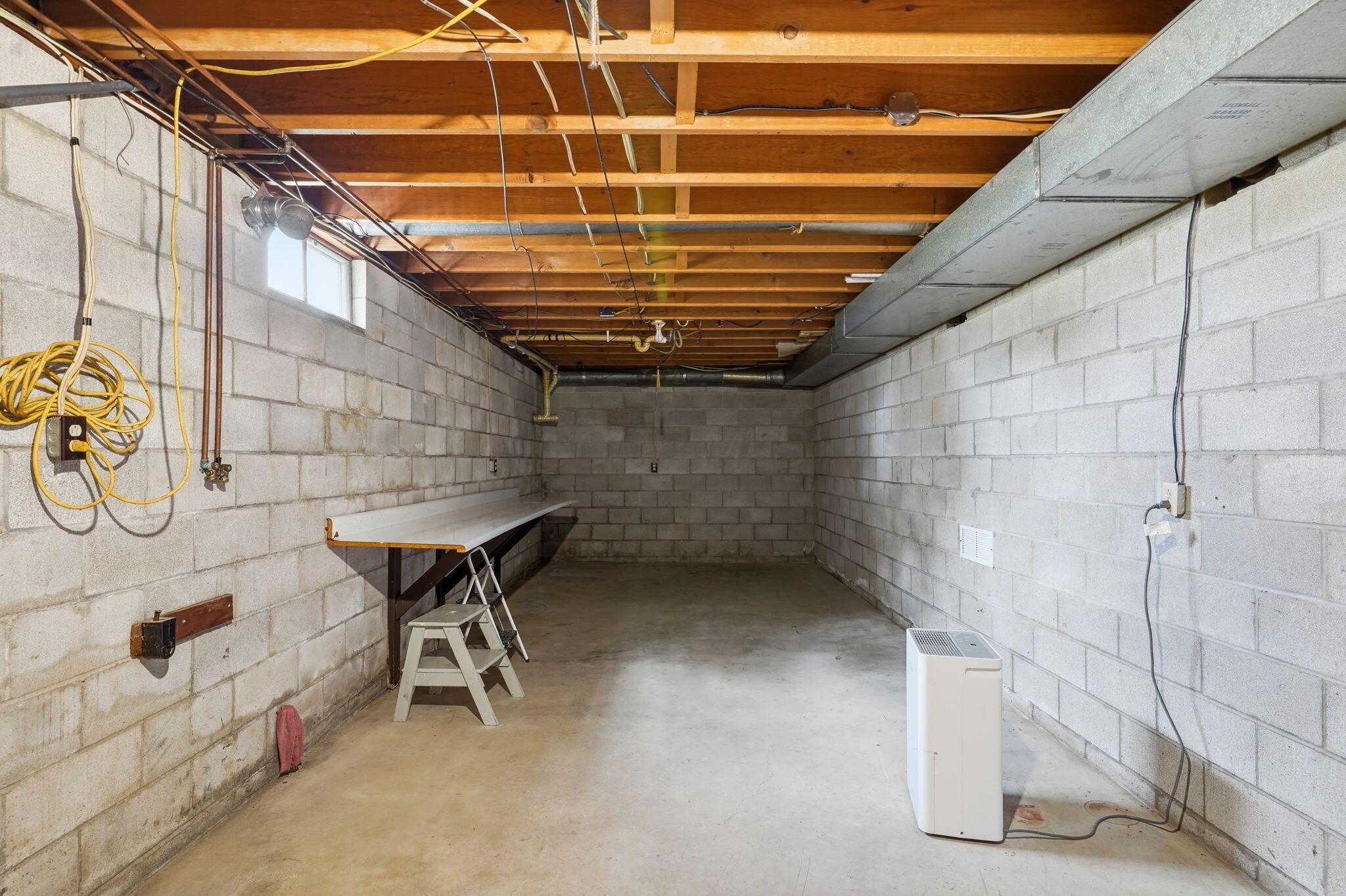 1424 E State Route 18 Property Photo 35