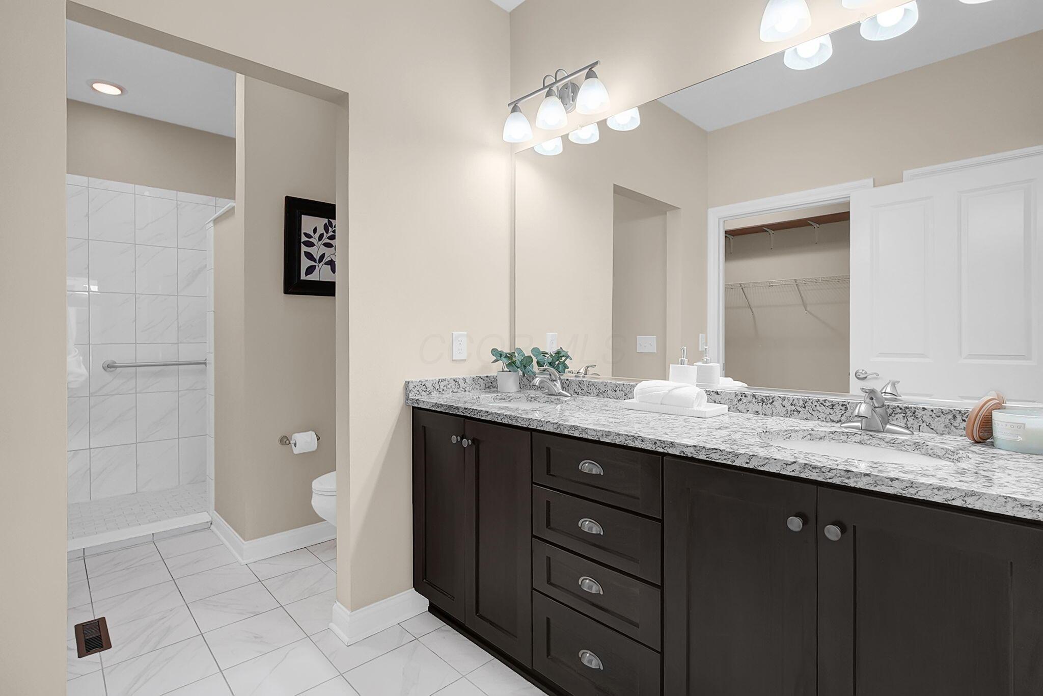 8072 Scenic Pass Way Property Photo 19