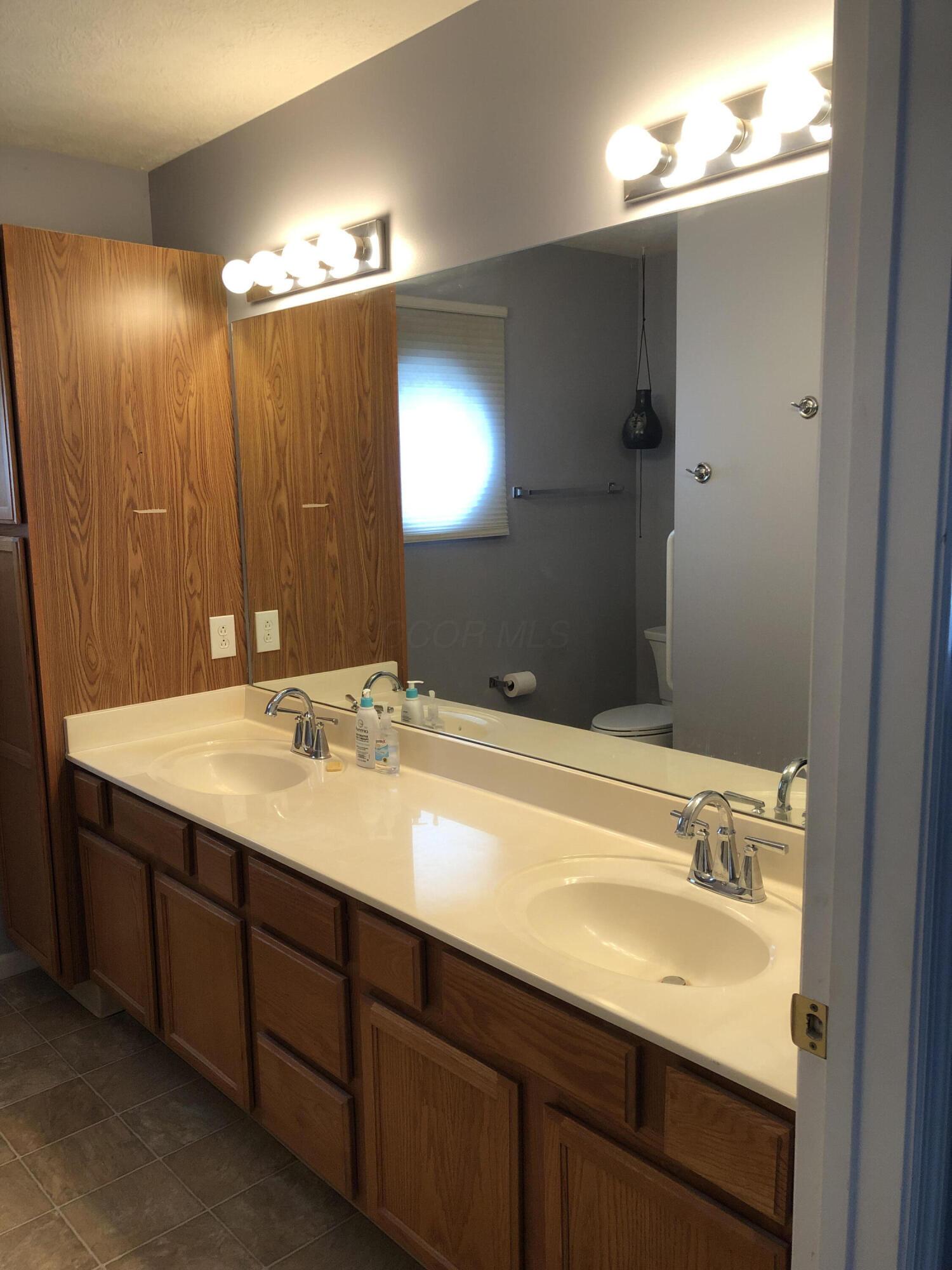 1292 Old Pond Drive Property Photo 15