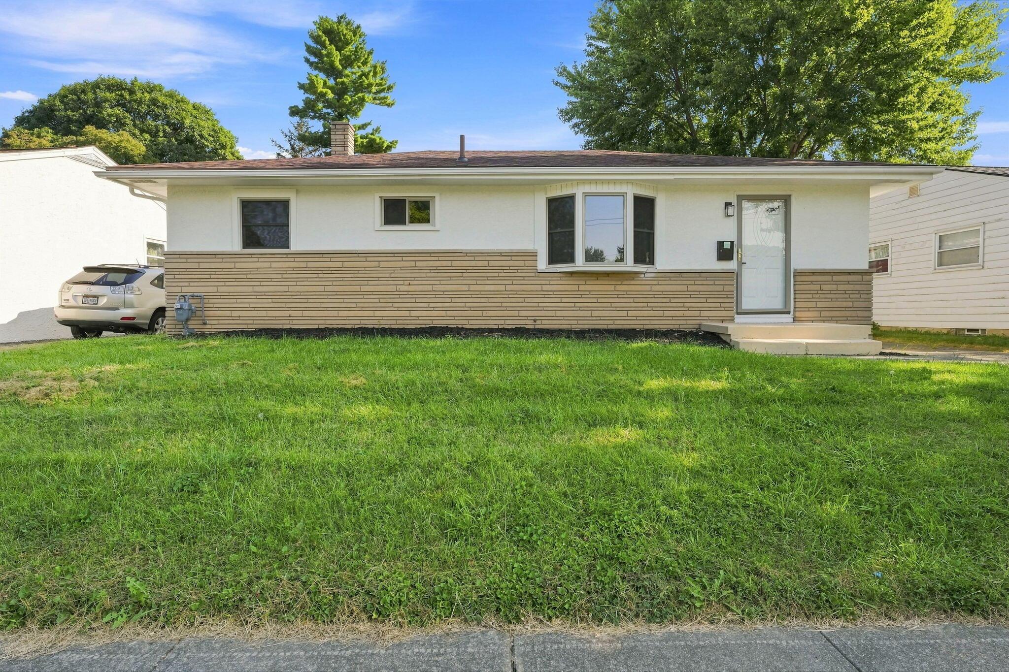 1554 Argus Road Property Photo 1