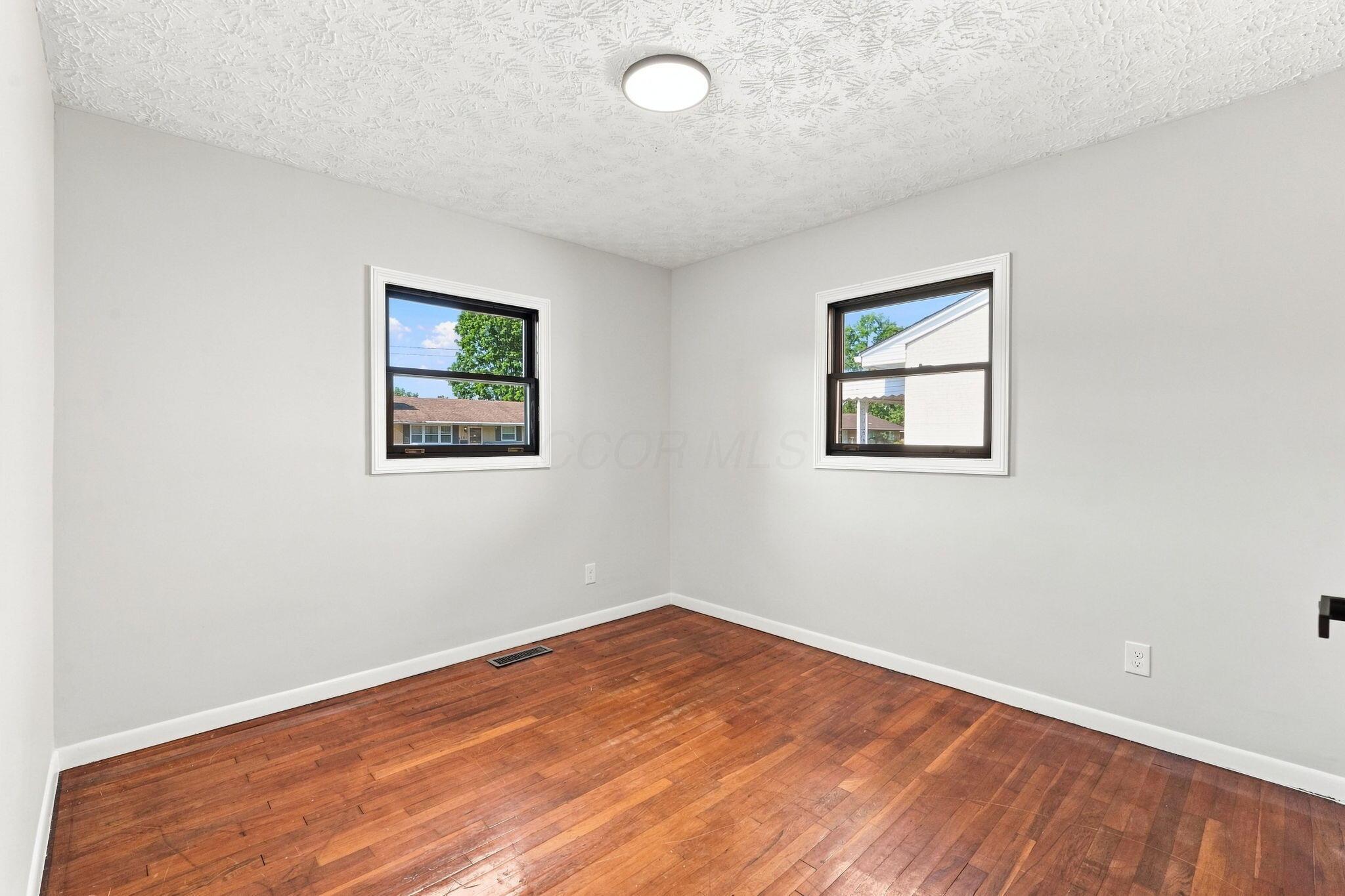 1554 Argus Road Property Photo 25