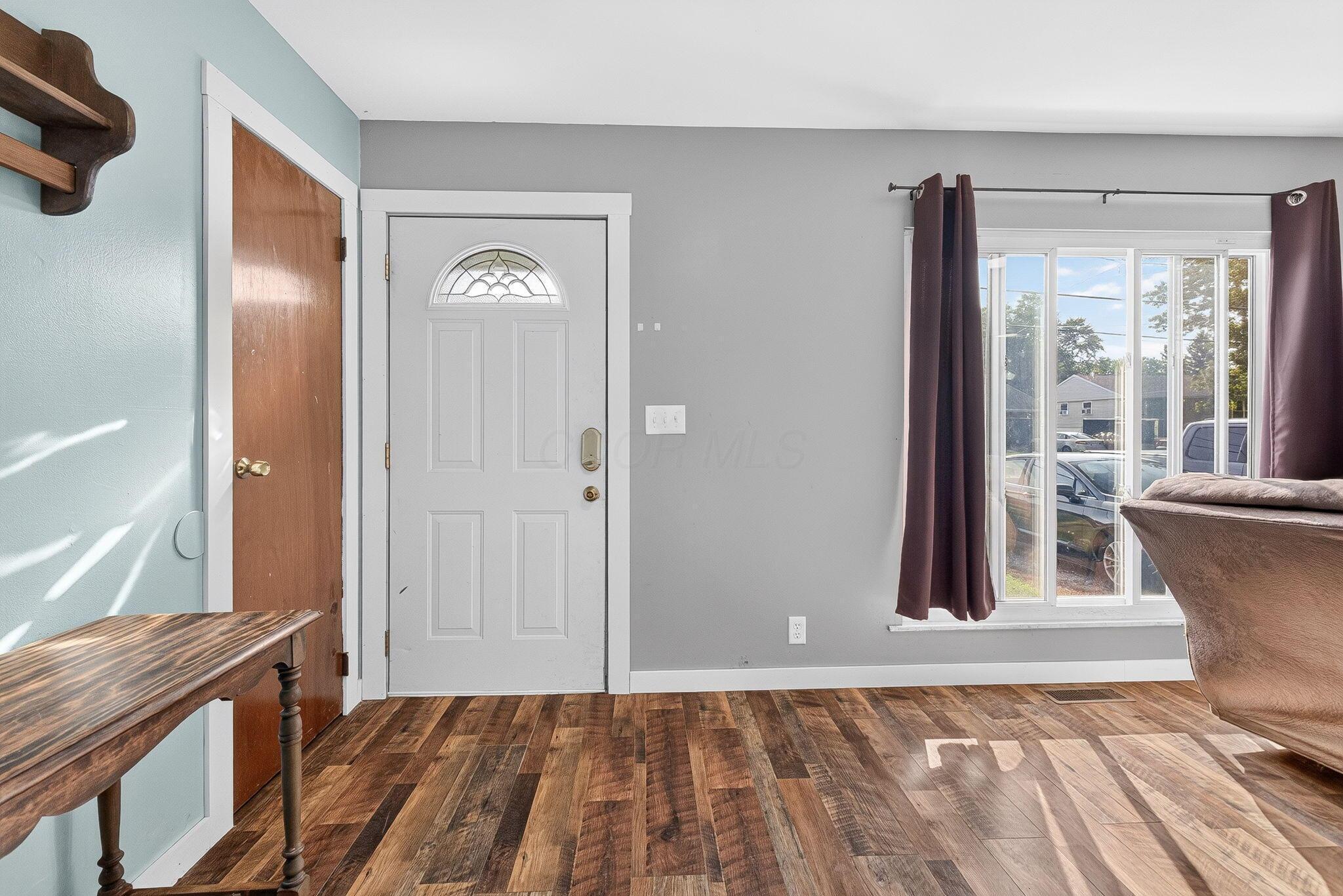 2643 Mercer Drive Property Photo 3