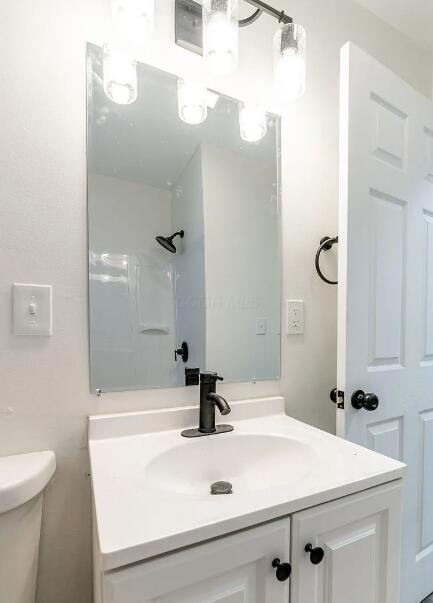 2243 Safford Avenue Property Photo 7
