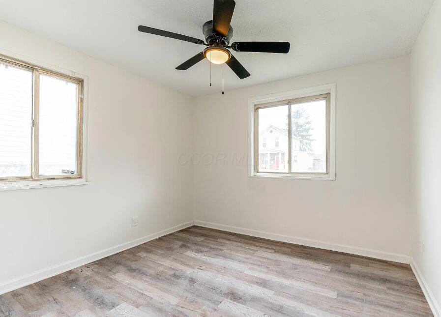 2243 Safford Avenue Property Photo 10