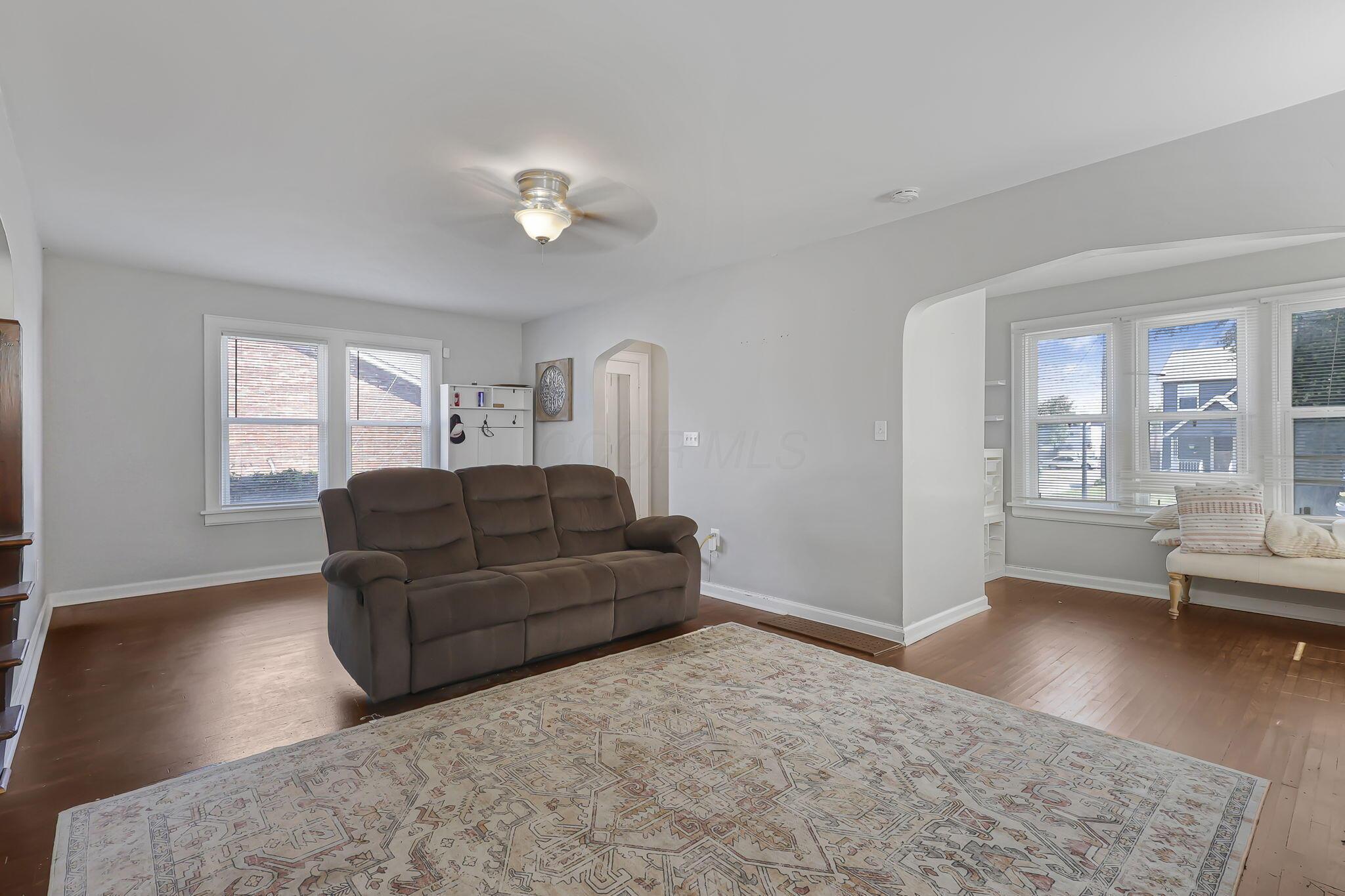 569 Binns Boulevard Property Photo 5