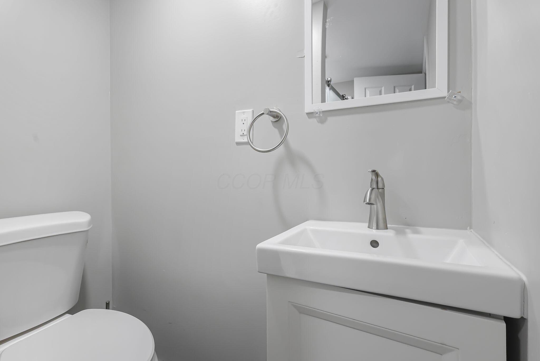 569 Binns Boulevard Property Photo 40