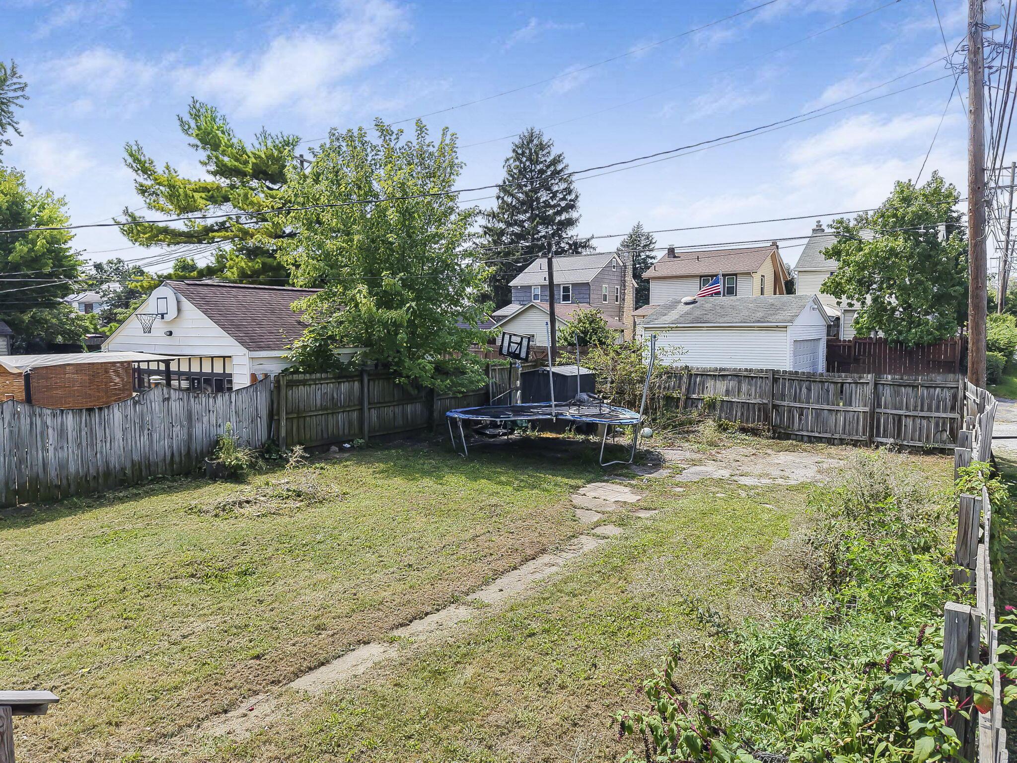 569 Binns Boulevard Property Photo 48
