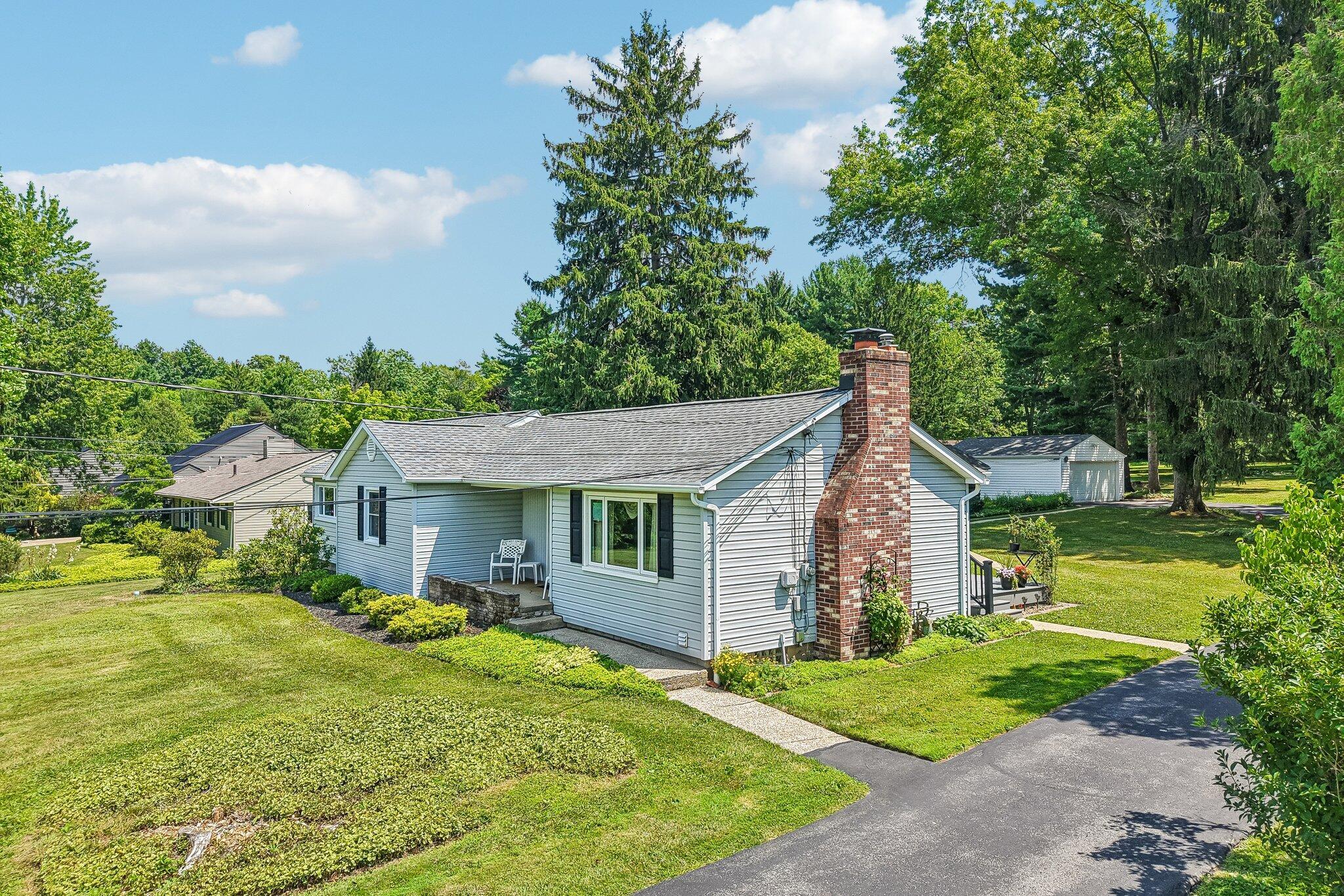 4288 Brush Road Property Photo 2