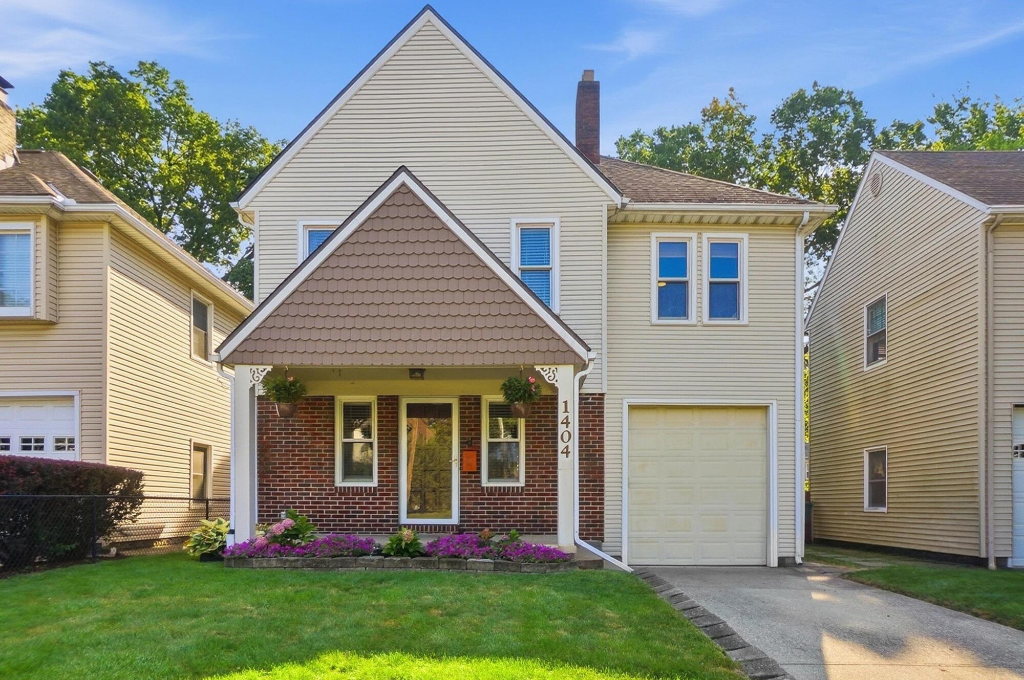 1404 Meadow Road Property Photo 1