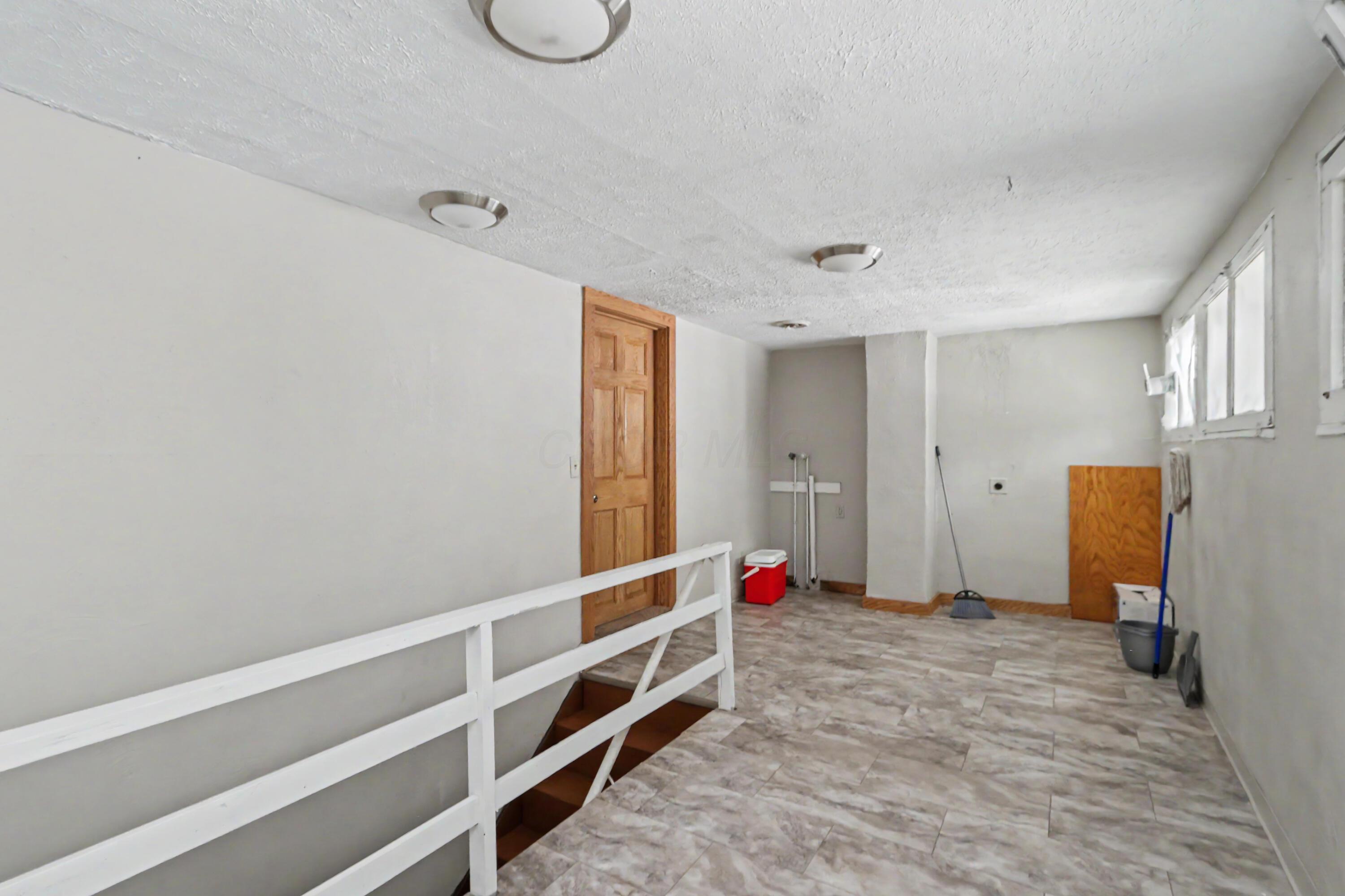 226033774 Property Photo 4