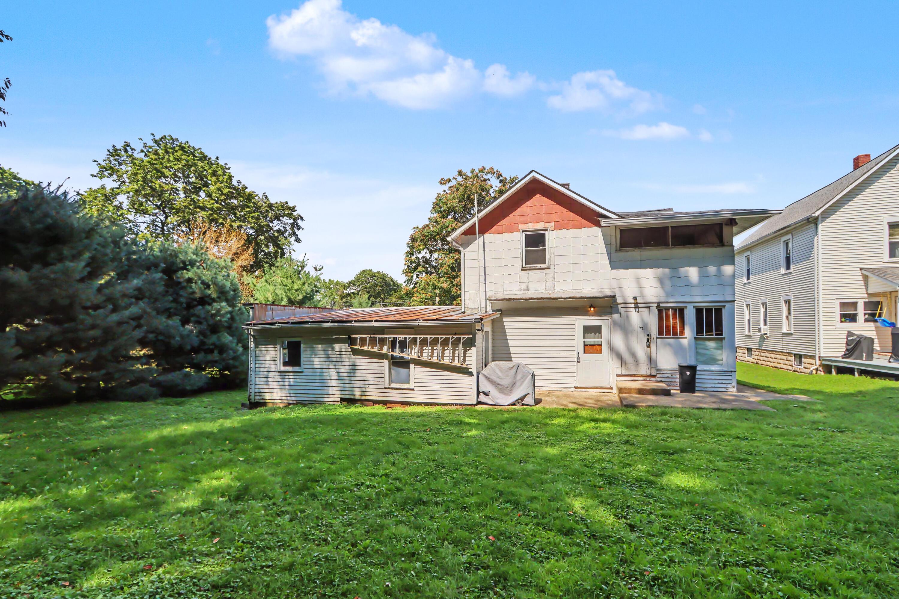 226033774 Property Photo 6
